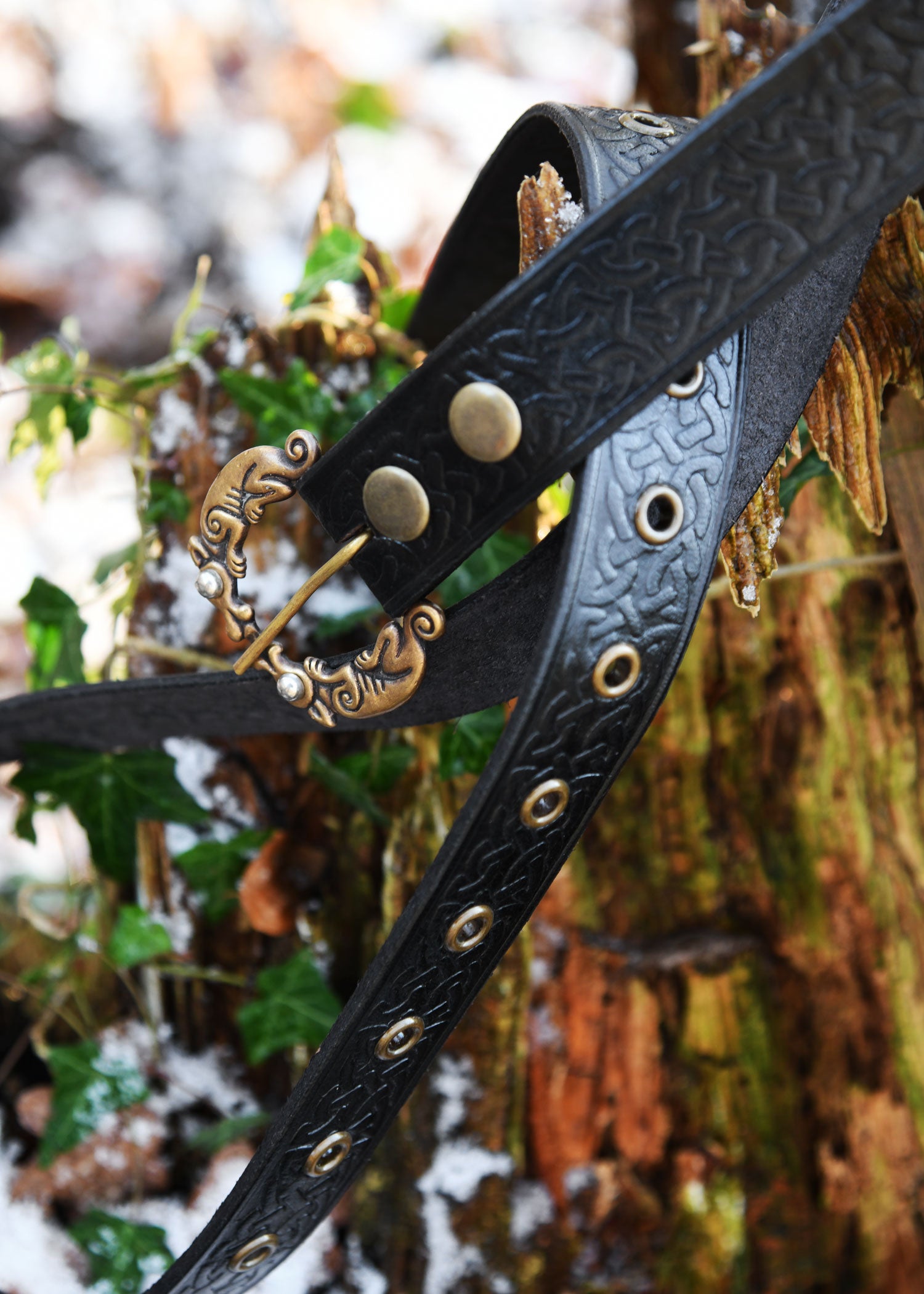 Imagen única de: Cinturón De Piel Con Motivo Celta Grabado, Negro