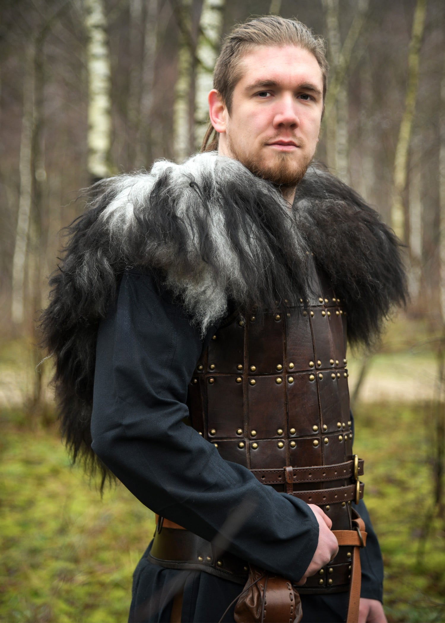 Imagen única de: Piel De Hombro Hecha De Piel De Caracol Nordland, Gris Oscuro