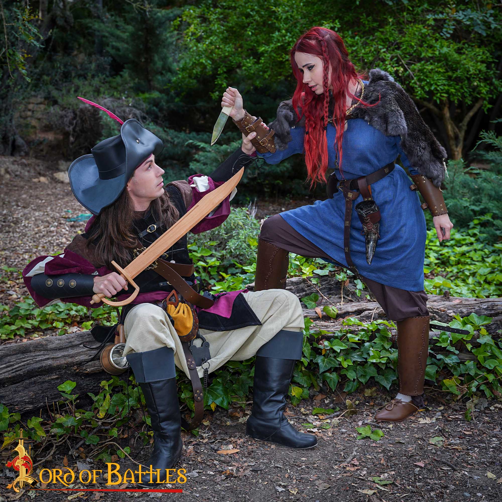 Imagen única de: Sable pirata de madera para entrenamiento y cosplay - Con Defecto