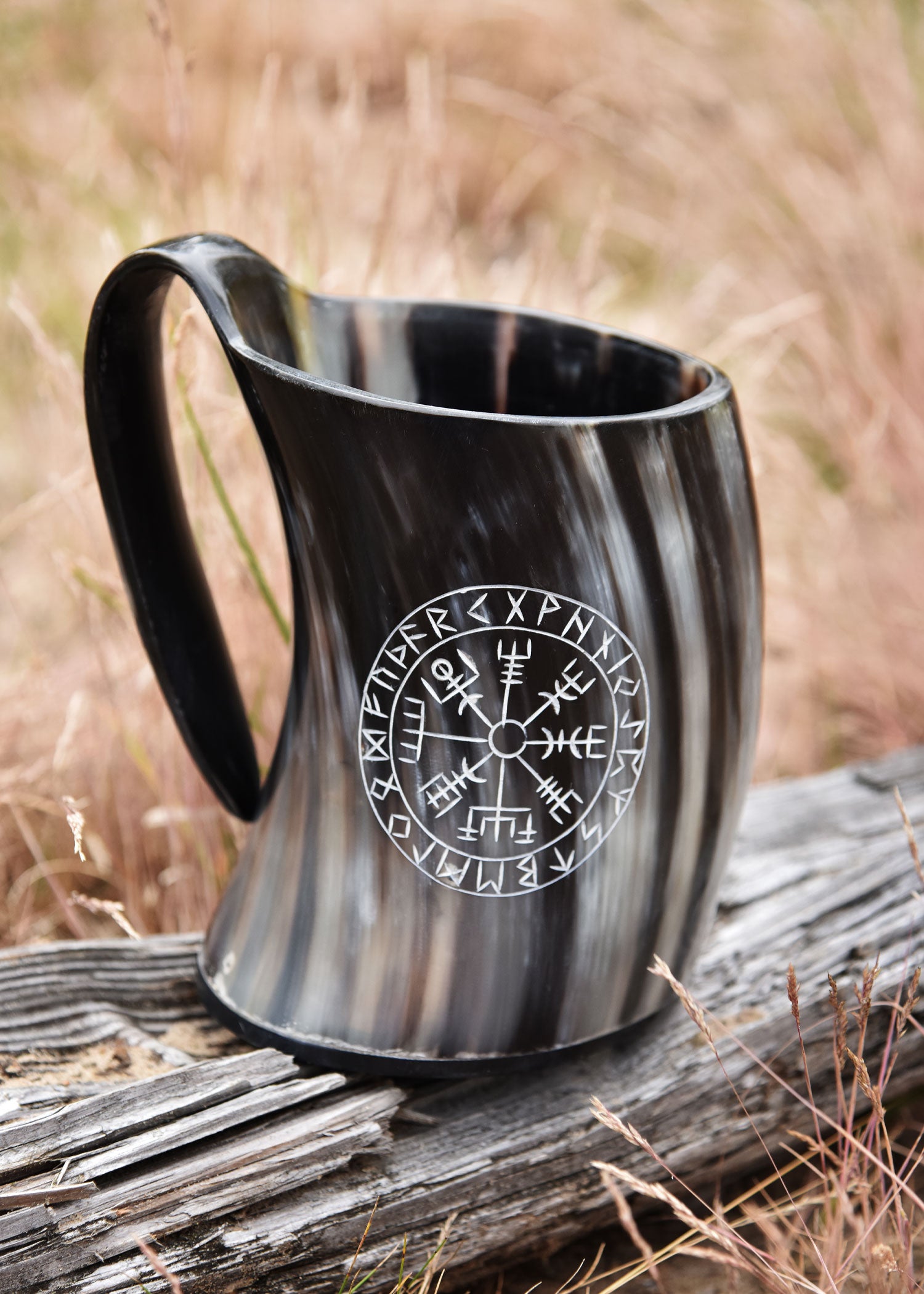 Imagen única de: Jarra De Cerveza De Cuerno - Vegvísir