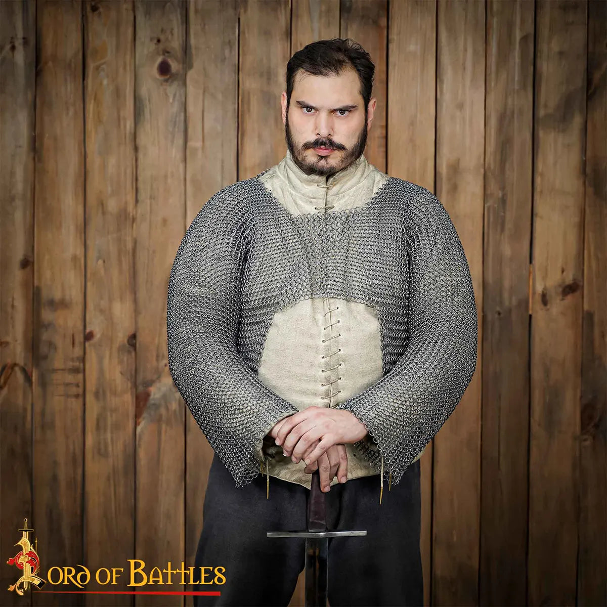 Hauberk de malla medieval (media longitud) — anillas 9 mm, alambre 16 gauge, acero muelle - imagen 2