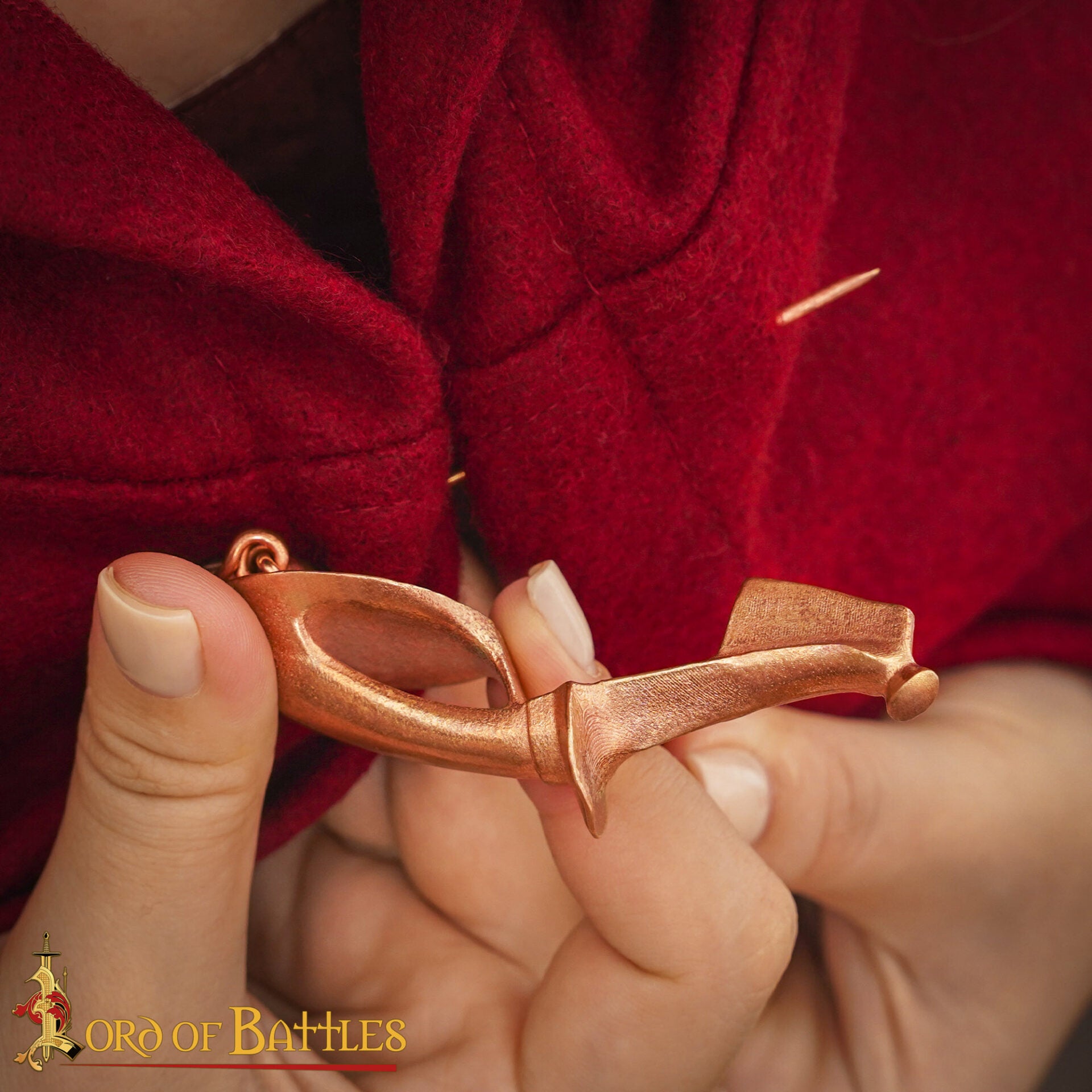 Fíbula romana siglo IV — botón bulboso en bronce fundido - imagen 12