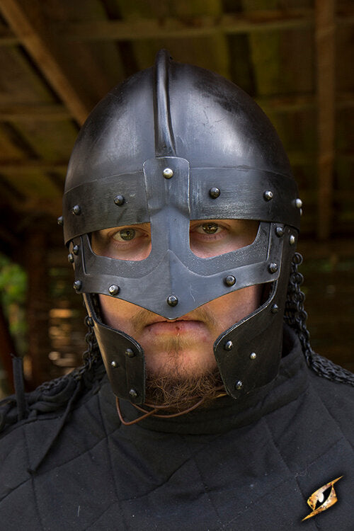Imagen única de: Casco De Cuervo
