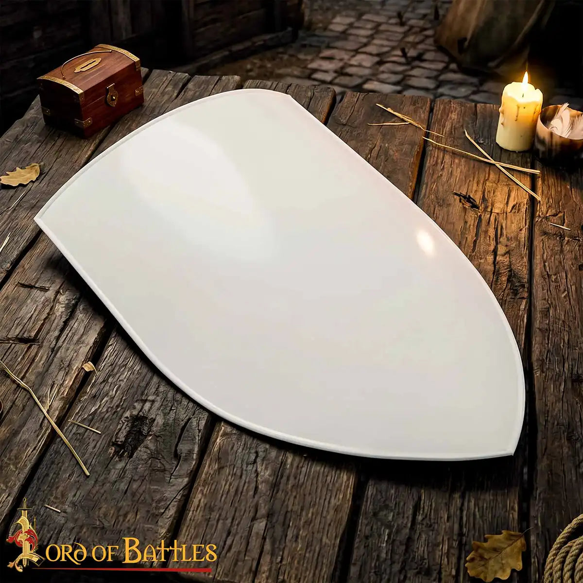 Escudo medieval tipo heater personalizable en acero, madera y cuero
