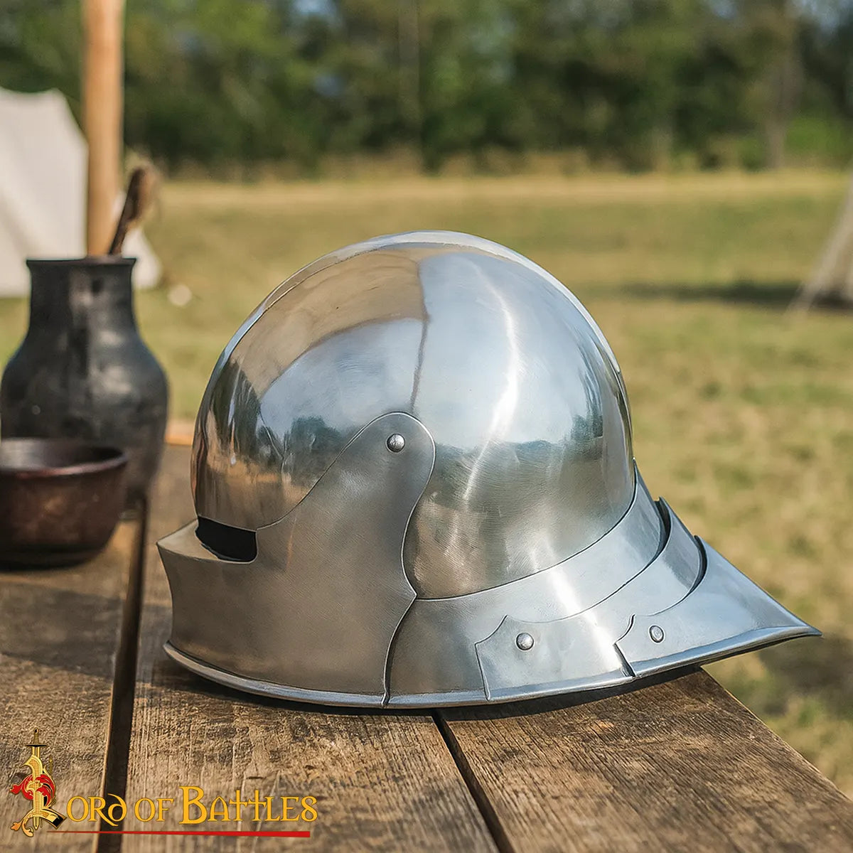 Casco Sallet alemán de acero con visera (siglo XV) - imagen 9