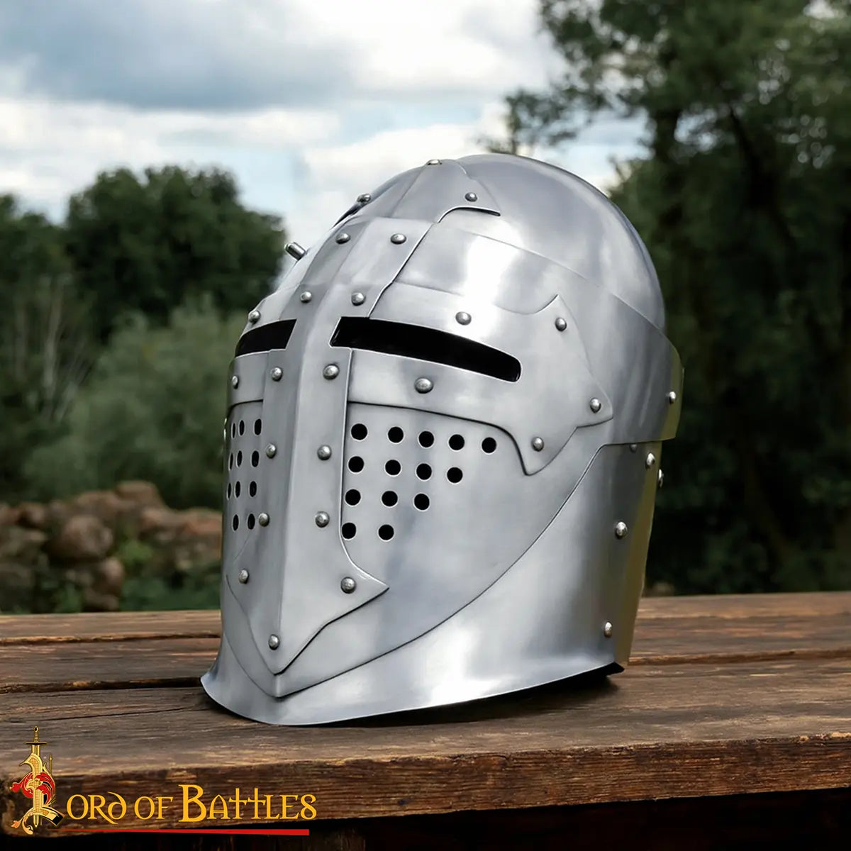 Casco bacinete visoreado siglo XIV con forro de cuero - imagen 2