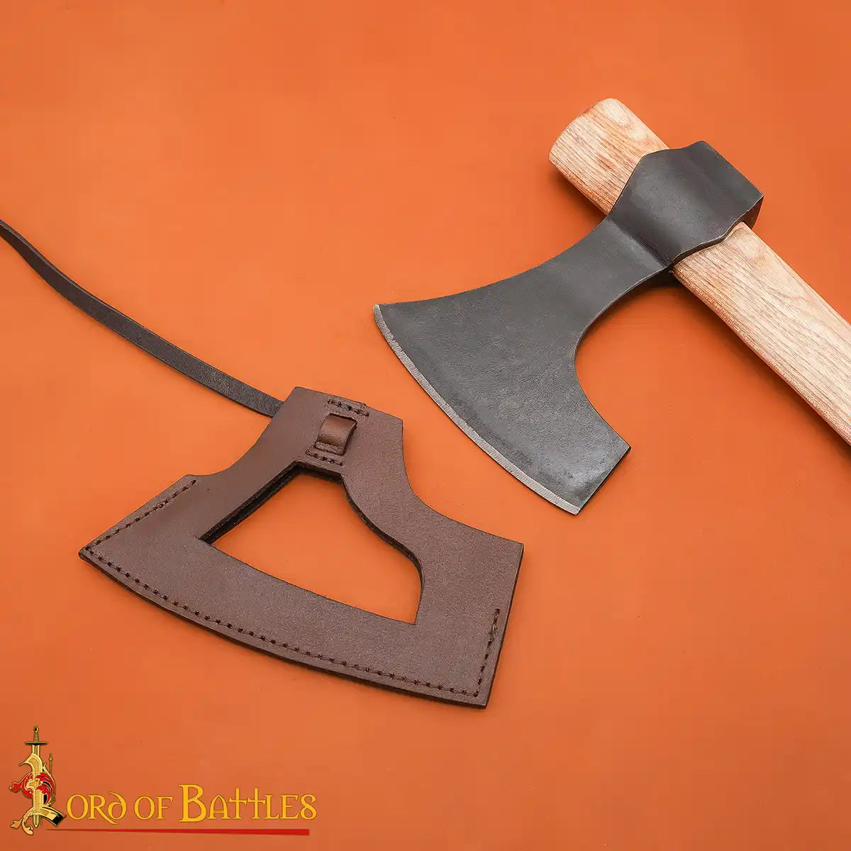 Hacha vikinga con barba forjada a mano y funda de cuero - imagen 7