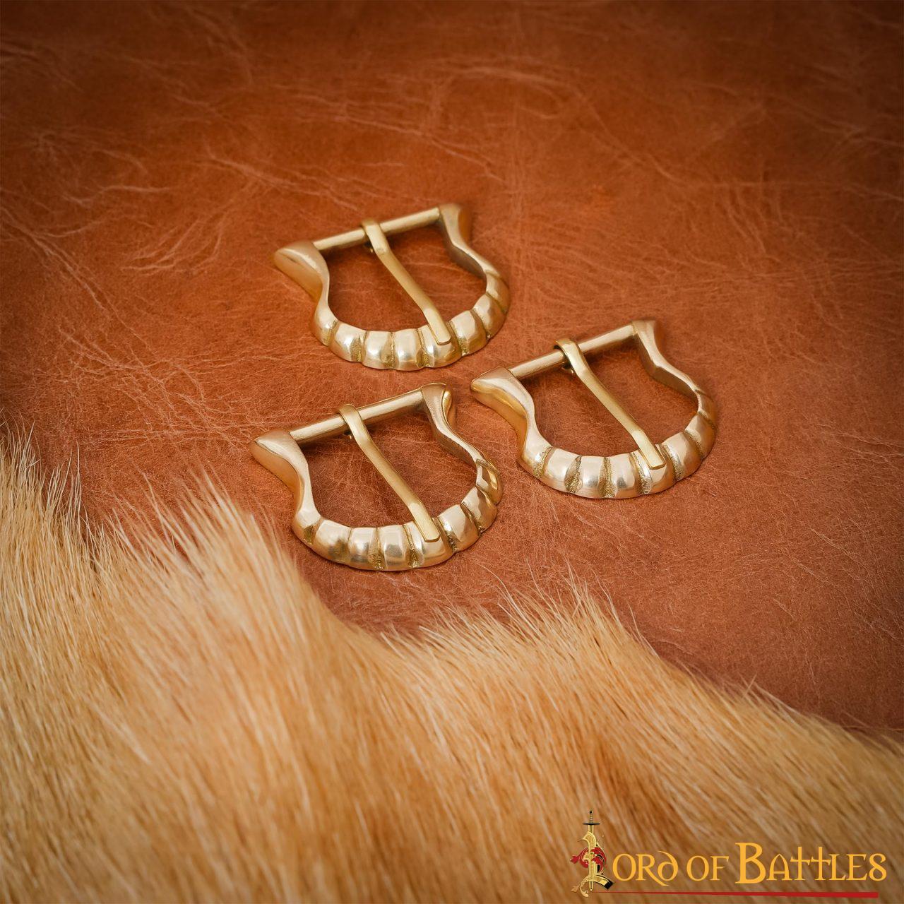 Set de 3 hebillas medievales de latón macizo para cinturones 2 cm - imagen 10