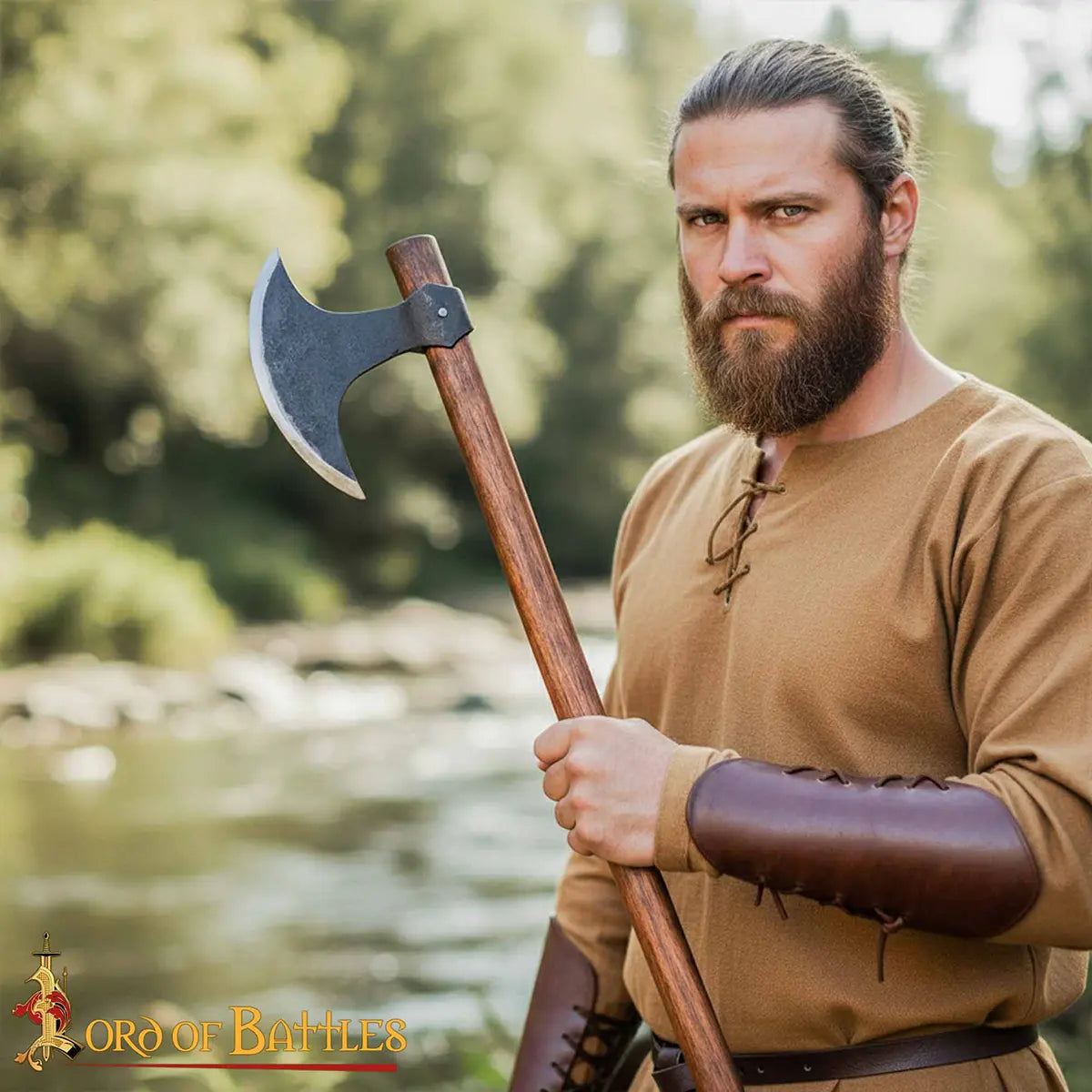Hacha vikinga con cabeza forjada en acero al carbono