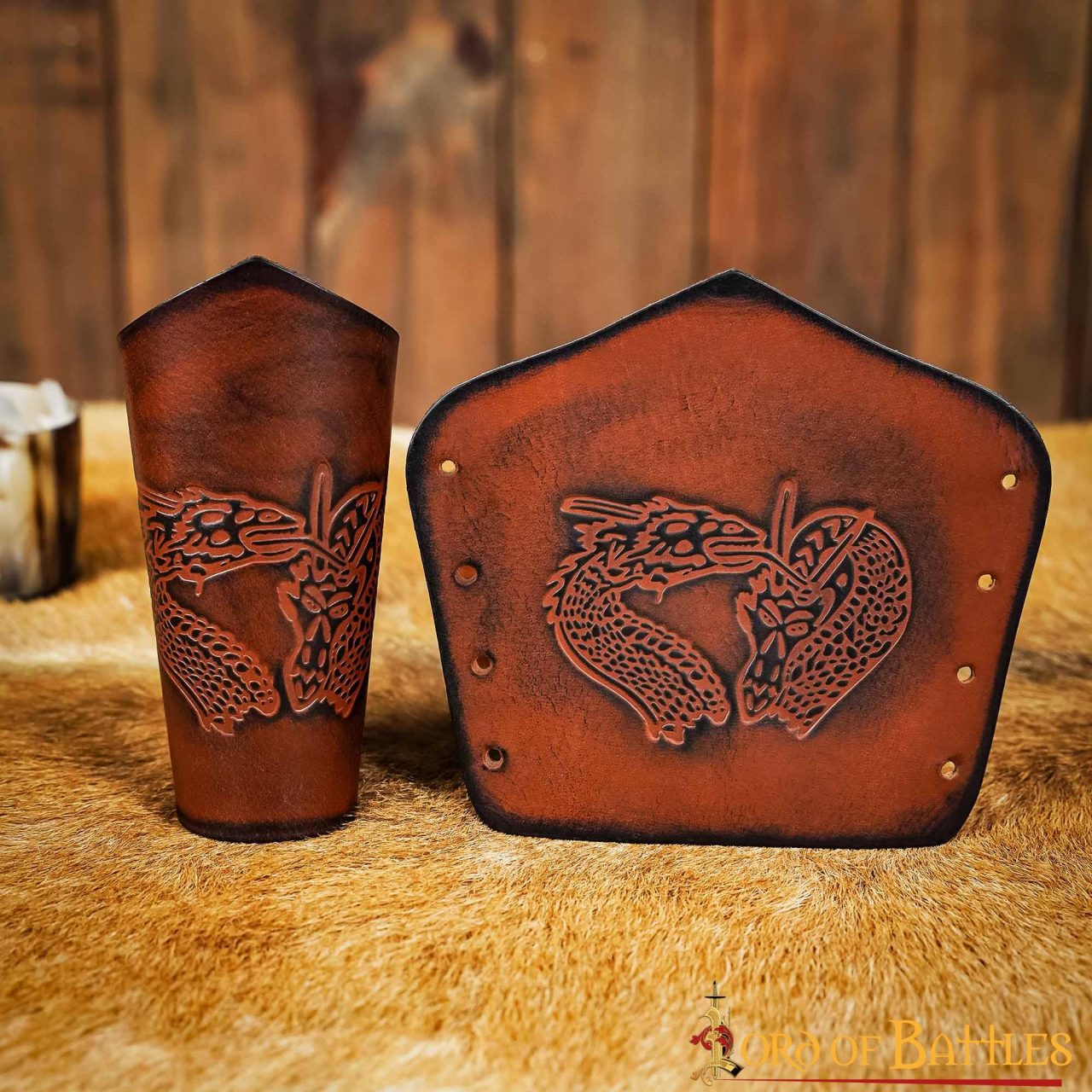 Brazales de cuero con dragón grabado — 16 cm, hechos a mano - imagen 15