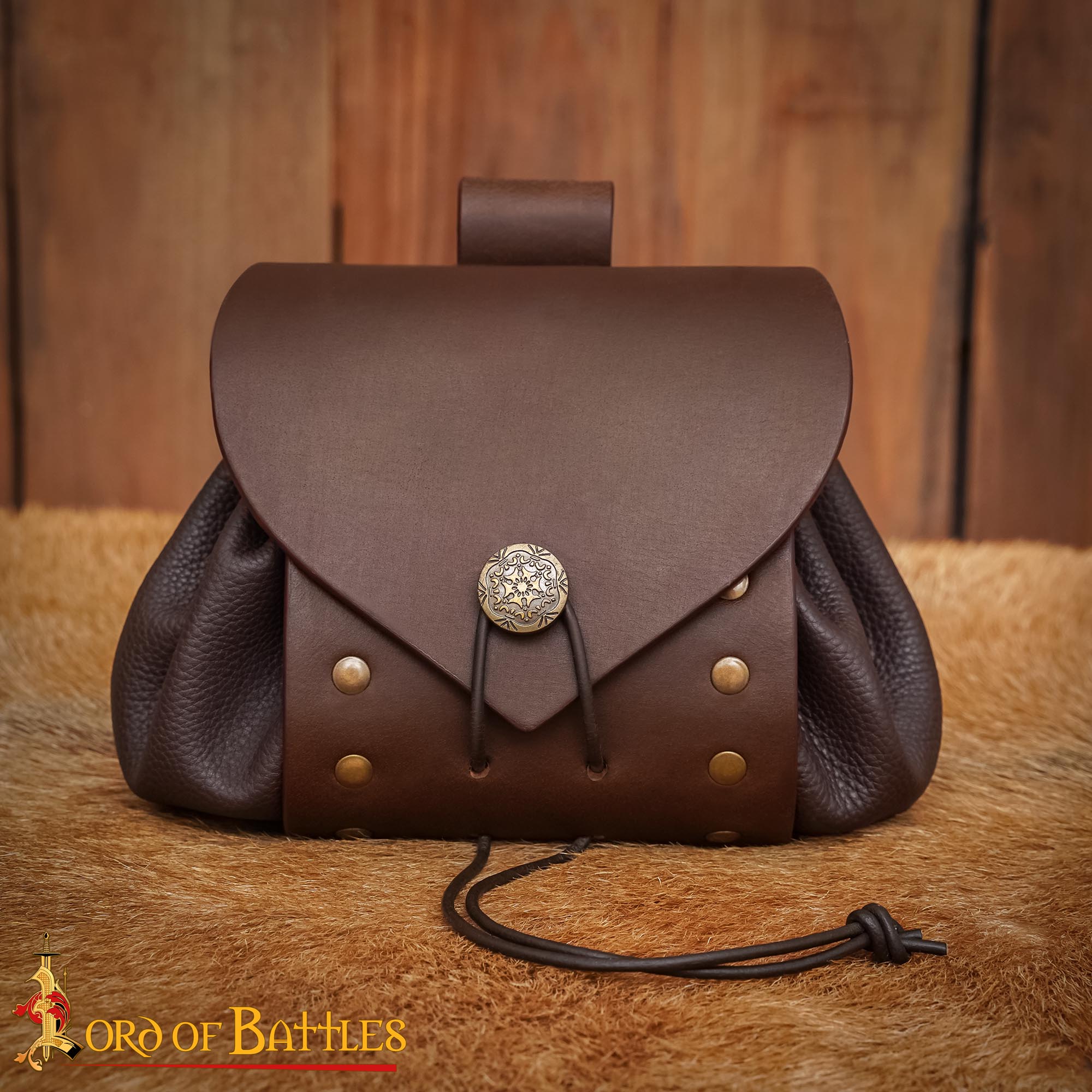 Bolsa de cinturón medieval en piel con botón de latón - imagen 17