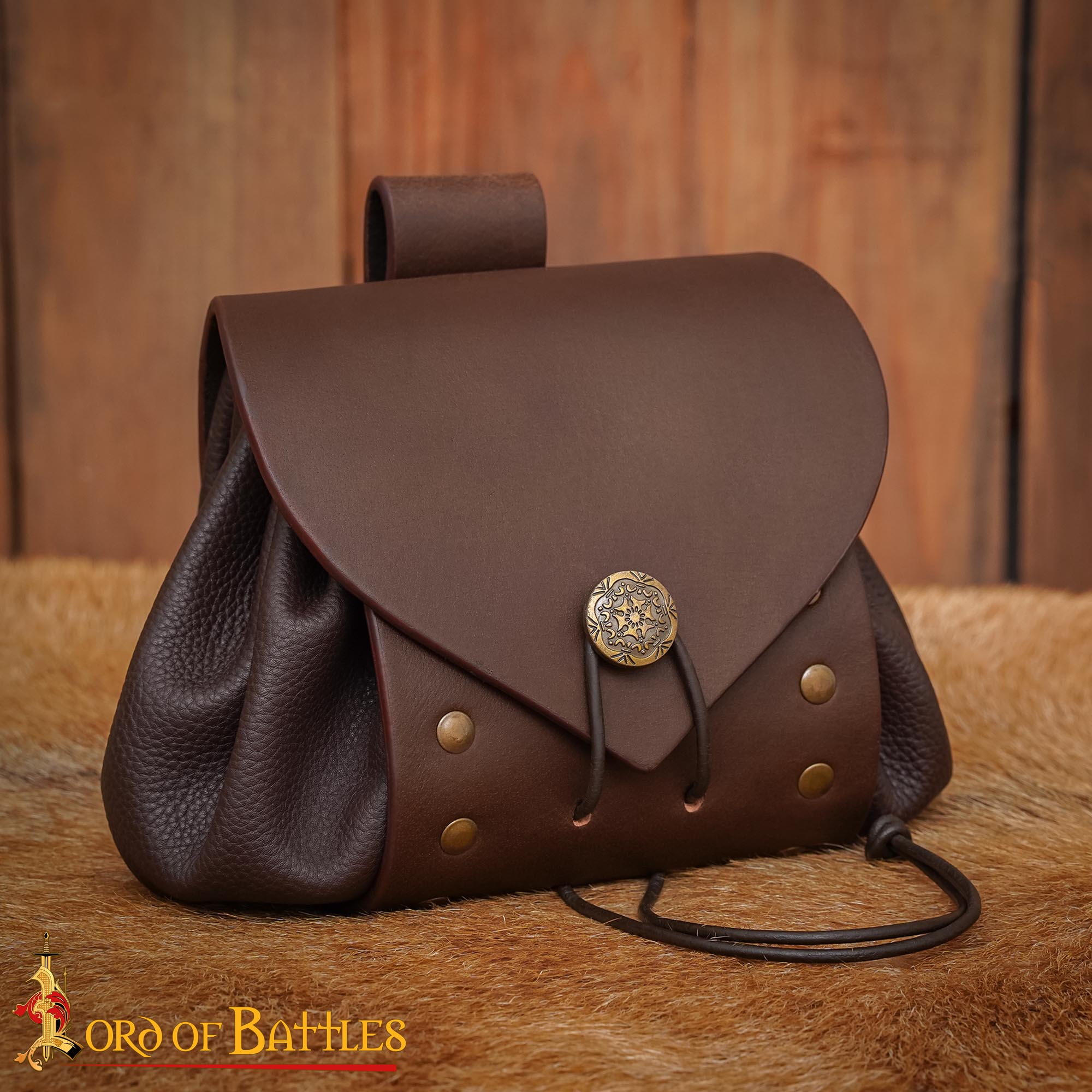 Bolsa de cinturón medieval en piel con botón de latón - imagen 18