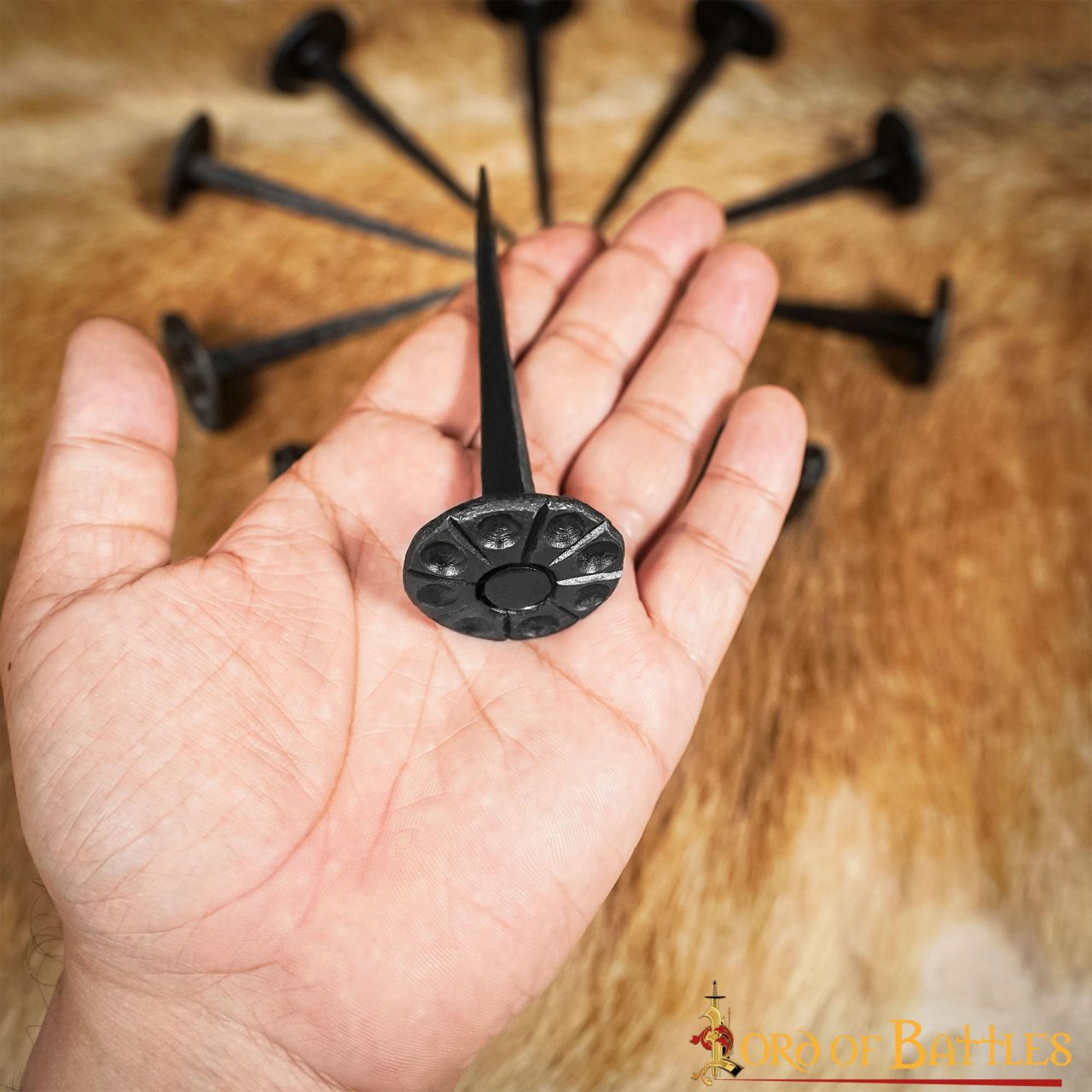 Imagen única de: Clavo forjado a mano, estilo medieval vintage - imagen 5