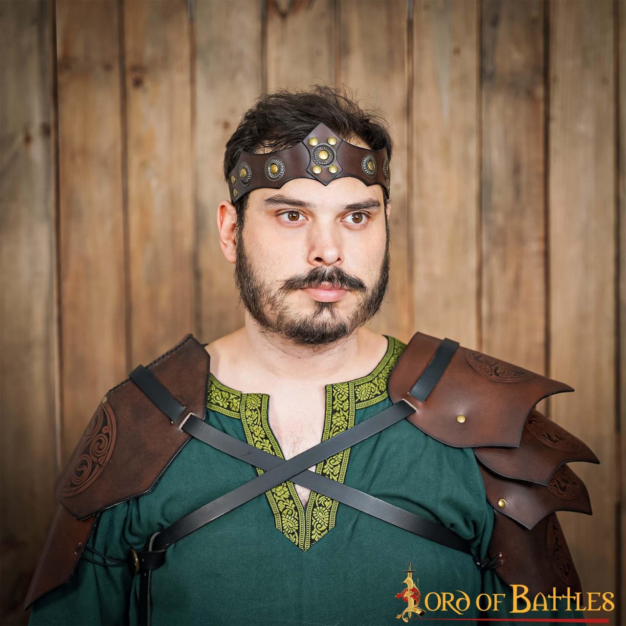 Diadema de cuero vikinga y medieval con adornos metálicos - imagen 14