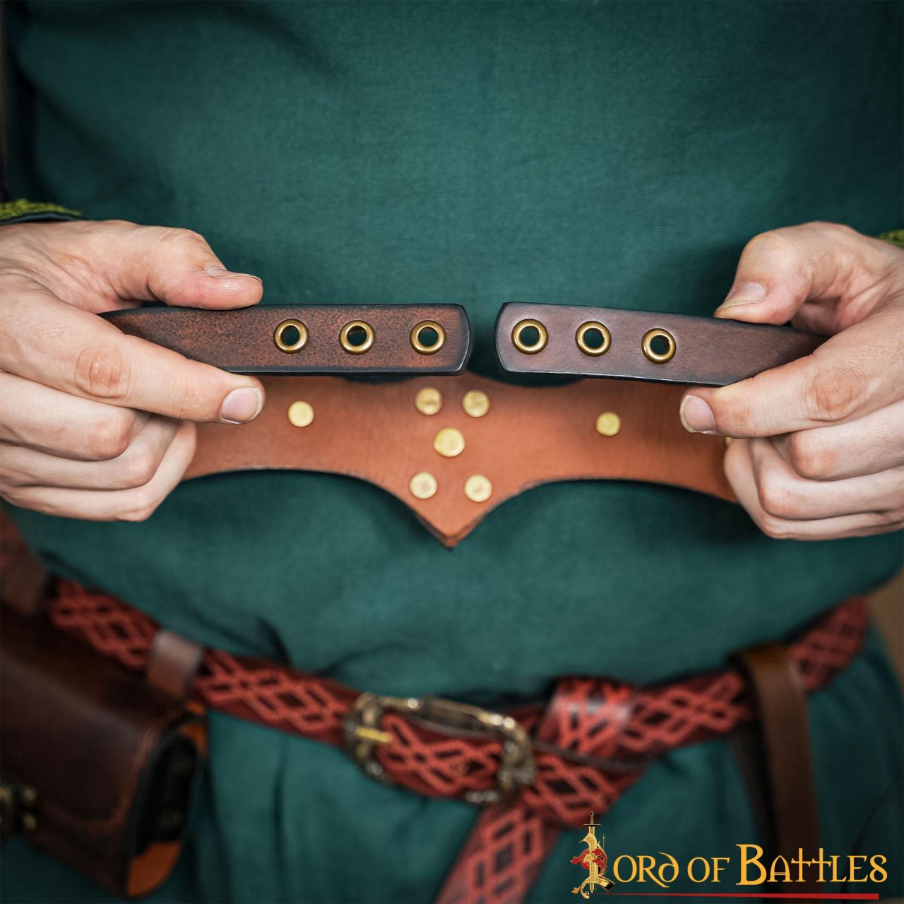 Diadema de cuero vikinga y medieval con adornos metálicos - imagen 12