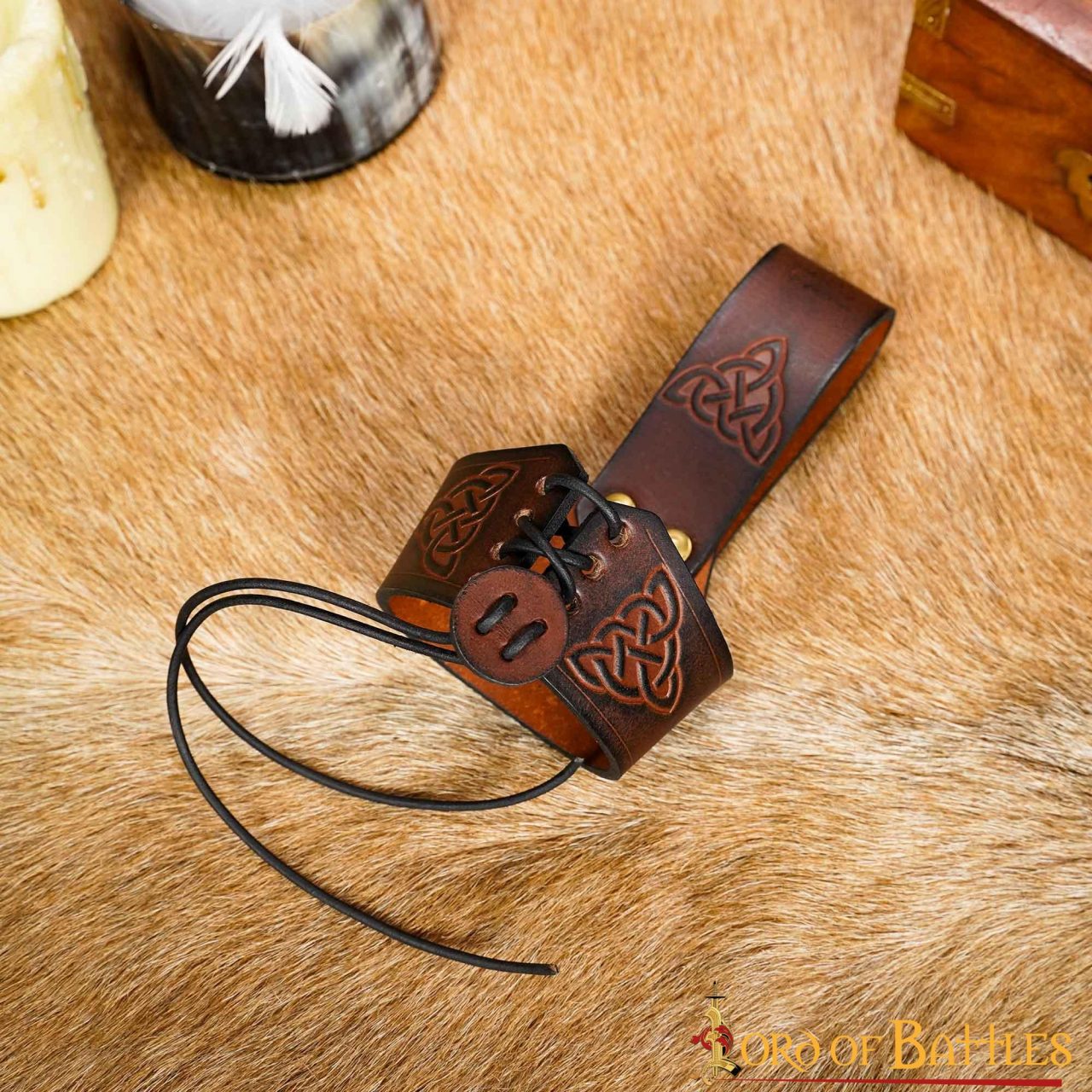 Funda para cuerno de cuero con nudo celta y remaches de latón (S, L) - imagen 15