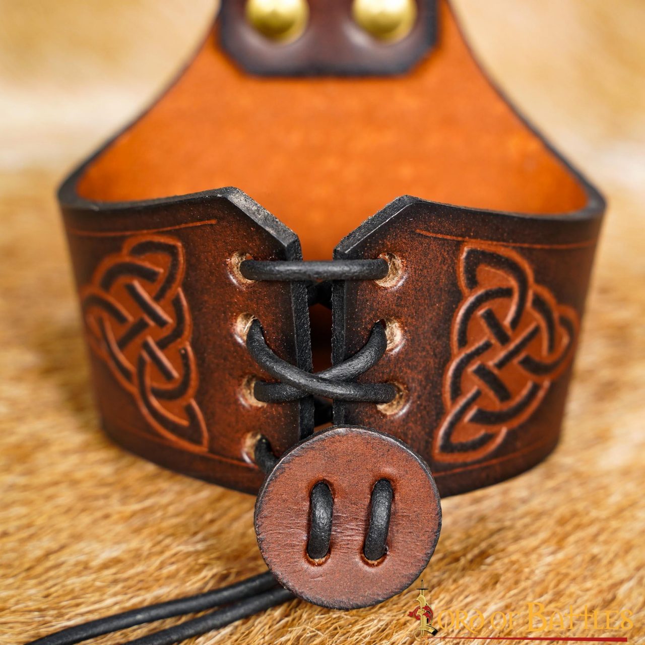 Funda para cuerno de cuero con nudo celta y remaches de latón (S, L) - imagen 13