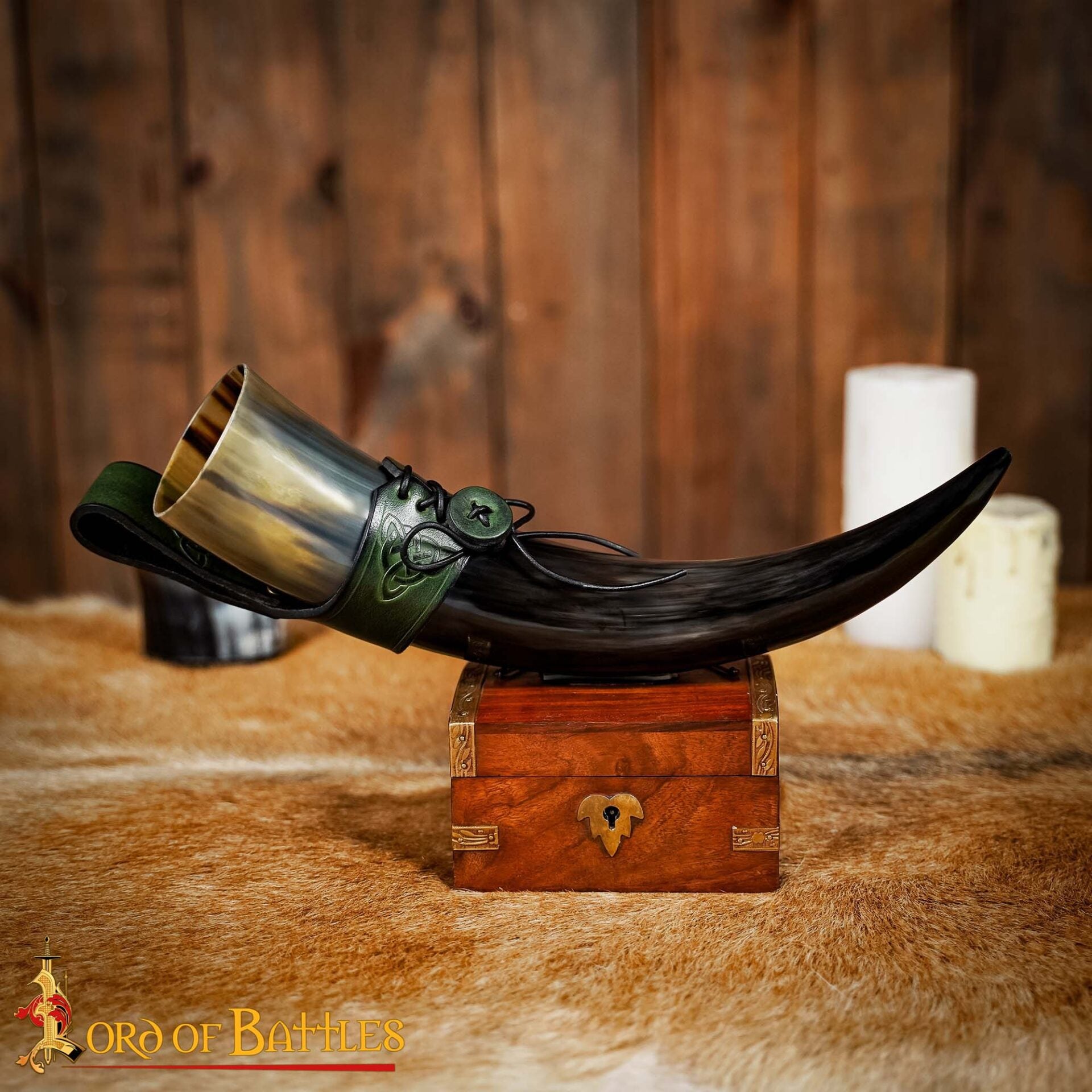 Cuerno de beber vikingo con funda de cuero y porta cinturón con nudo celta - imagen 13