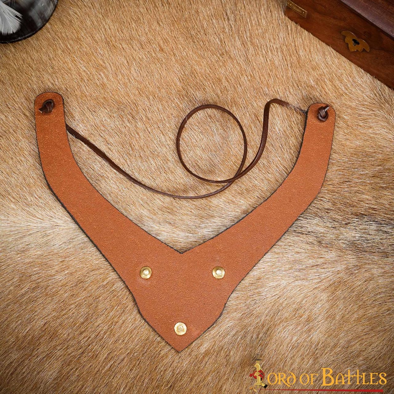 Accesorio de cuero con montura de latón antiguo - imagen 10