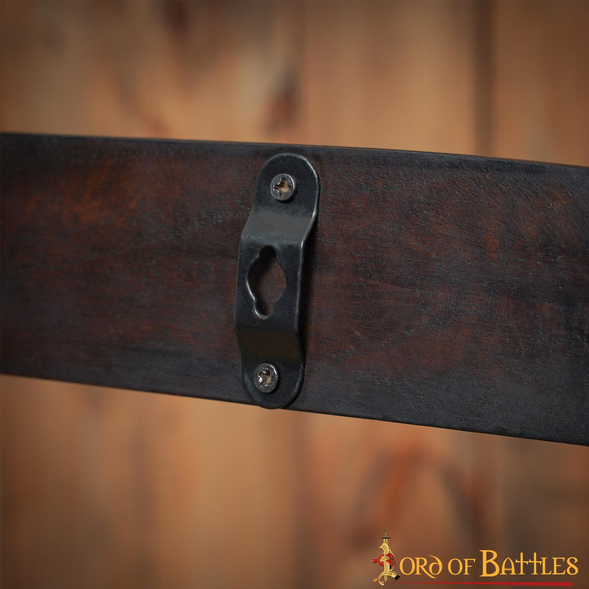 Imagen única de: Expositor de pared de madera, 3 niveles — para espadas y hachas (artesanal) - imagen 3