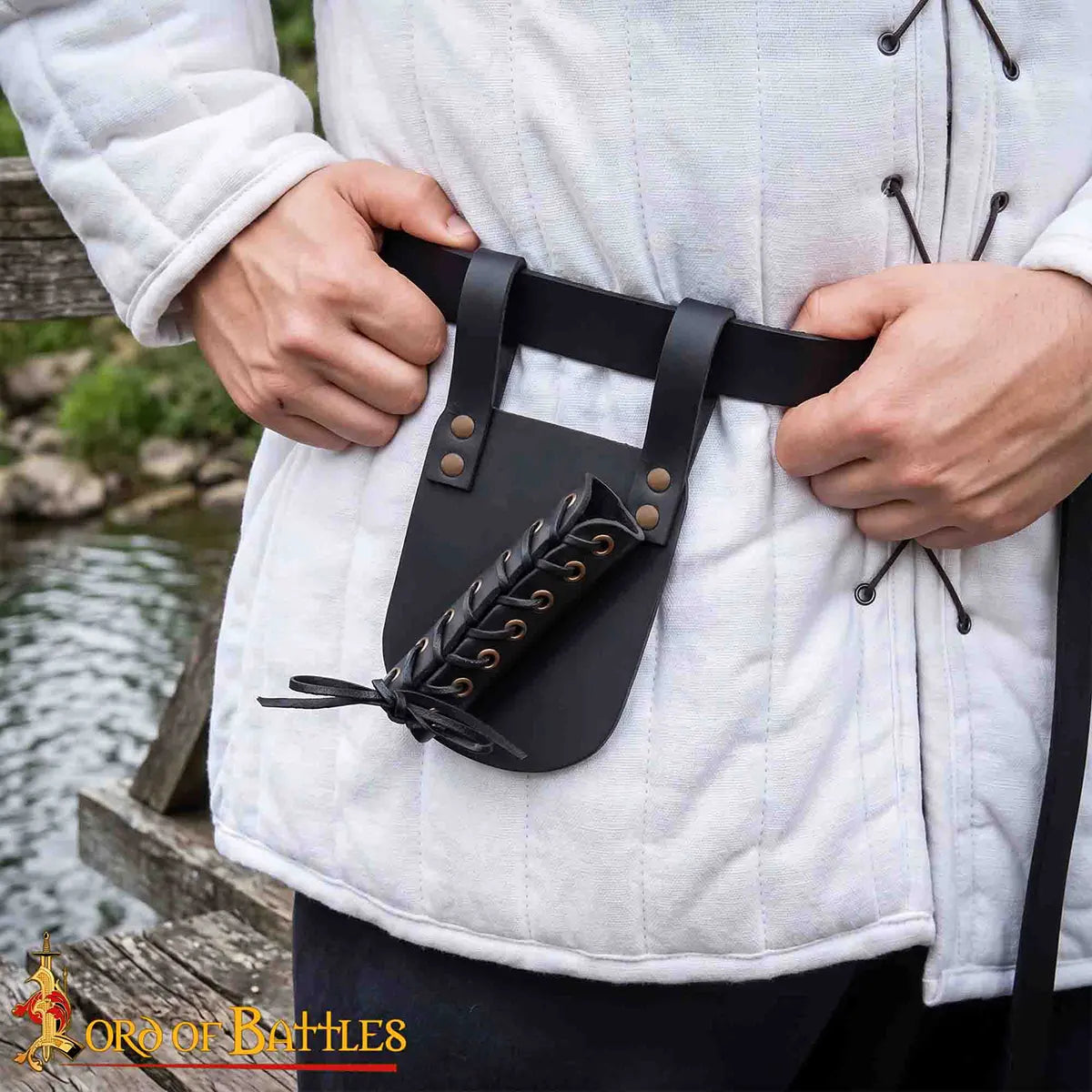 Colgador ajustable de cuero para espada, montaje cruzado — Negro y Marrón