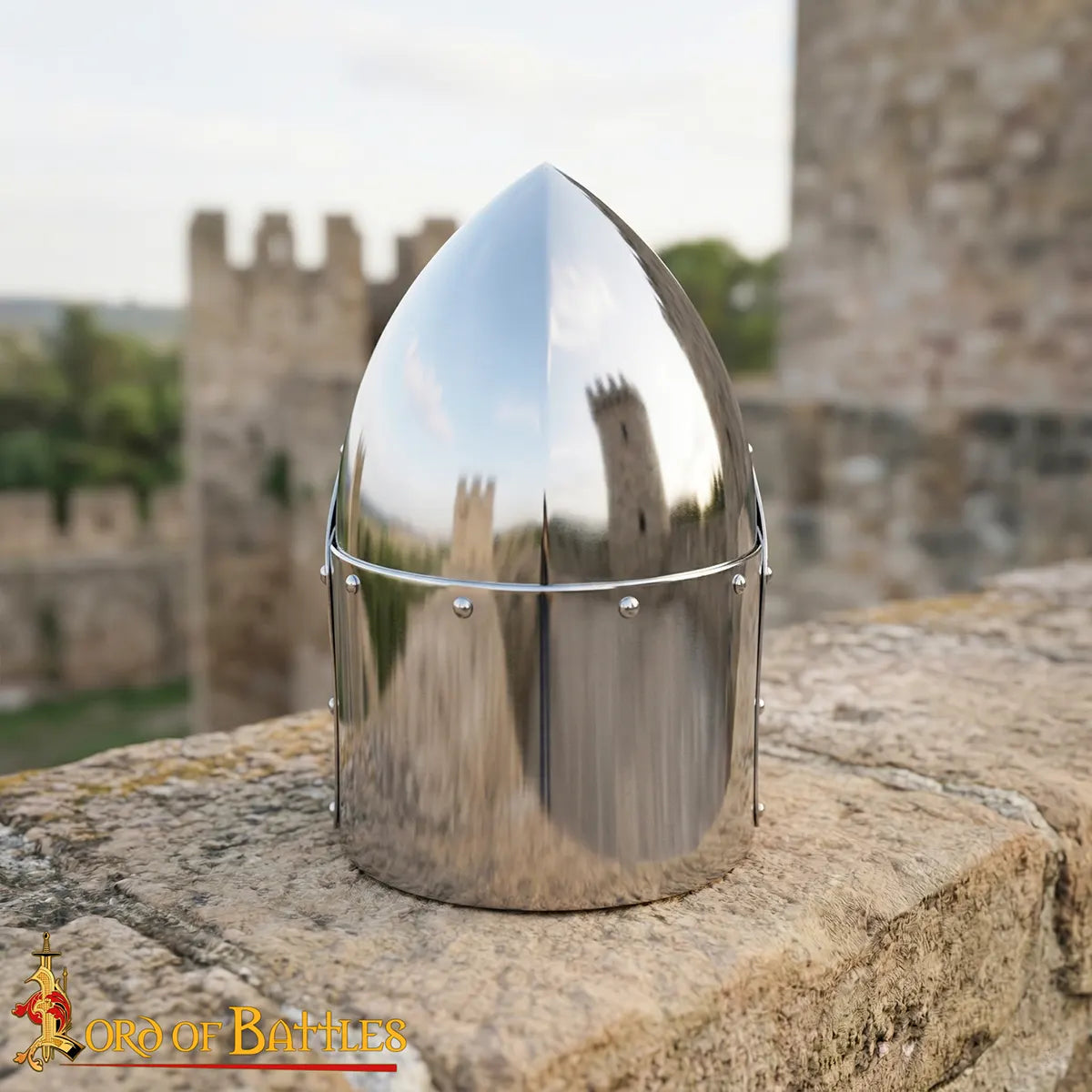 Casco miniatura 'Sugarloaf' en acero y latón