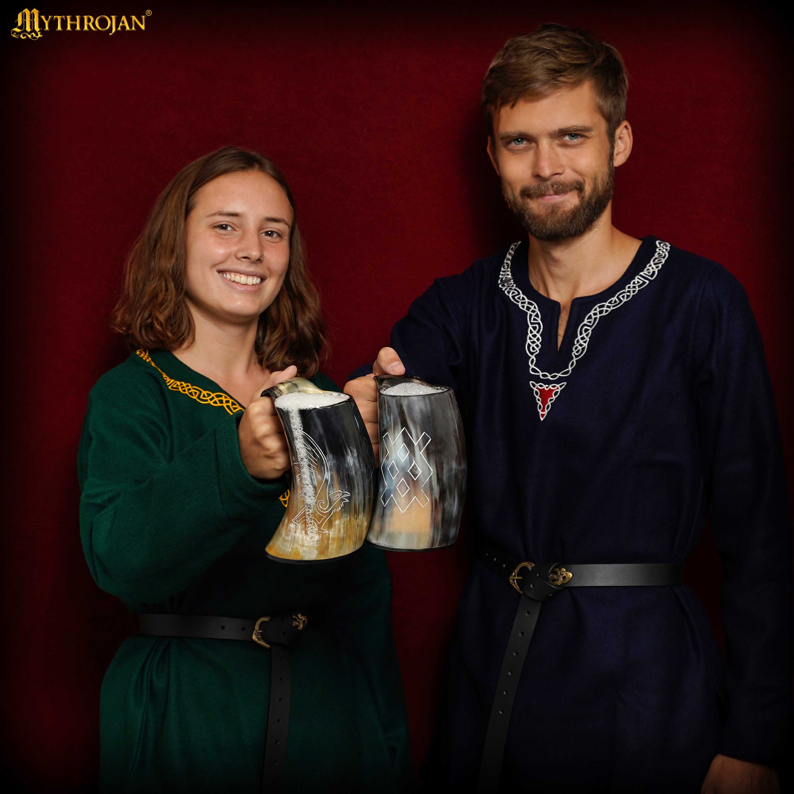 Jarra vikinga de cuerno de buey con soporte de cuero y hebilla de latón - imagen 13
