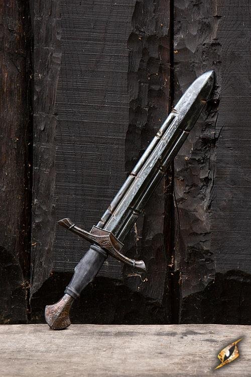 Imagen única de: Espada De Guardabosques Desgastada Por La Batalla