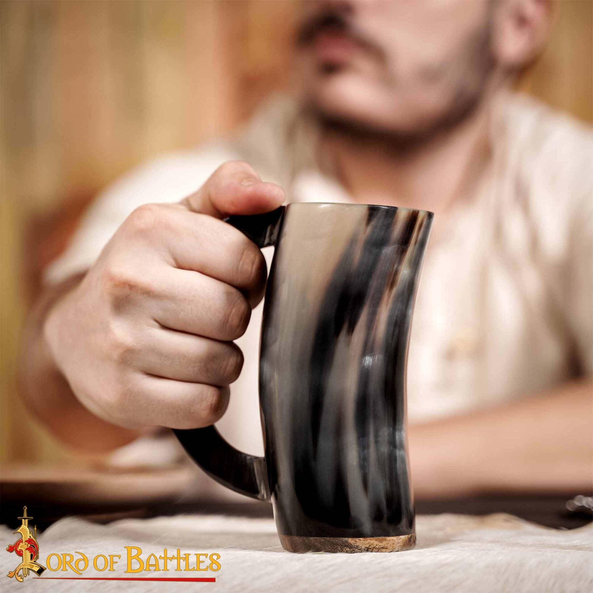 Jarra de cuerno para hidromiel (cuerno de buey, hecha a mano) - imagen 8
