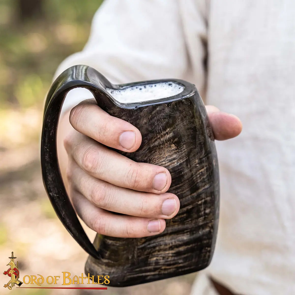 Jarra de cuerno de búfalo de estilo vikingo, hecha a mano - imagen 4