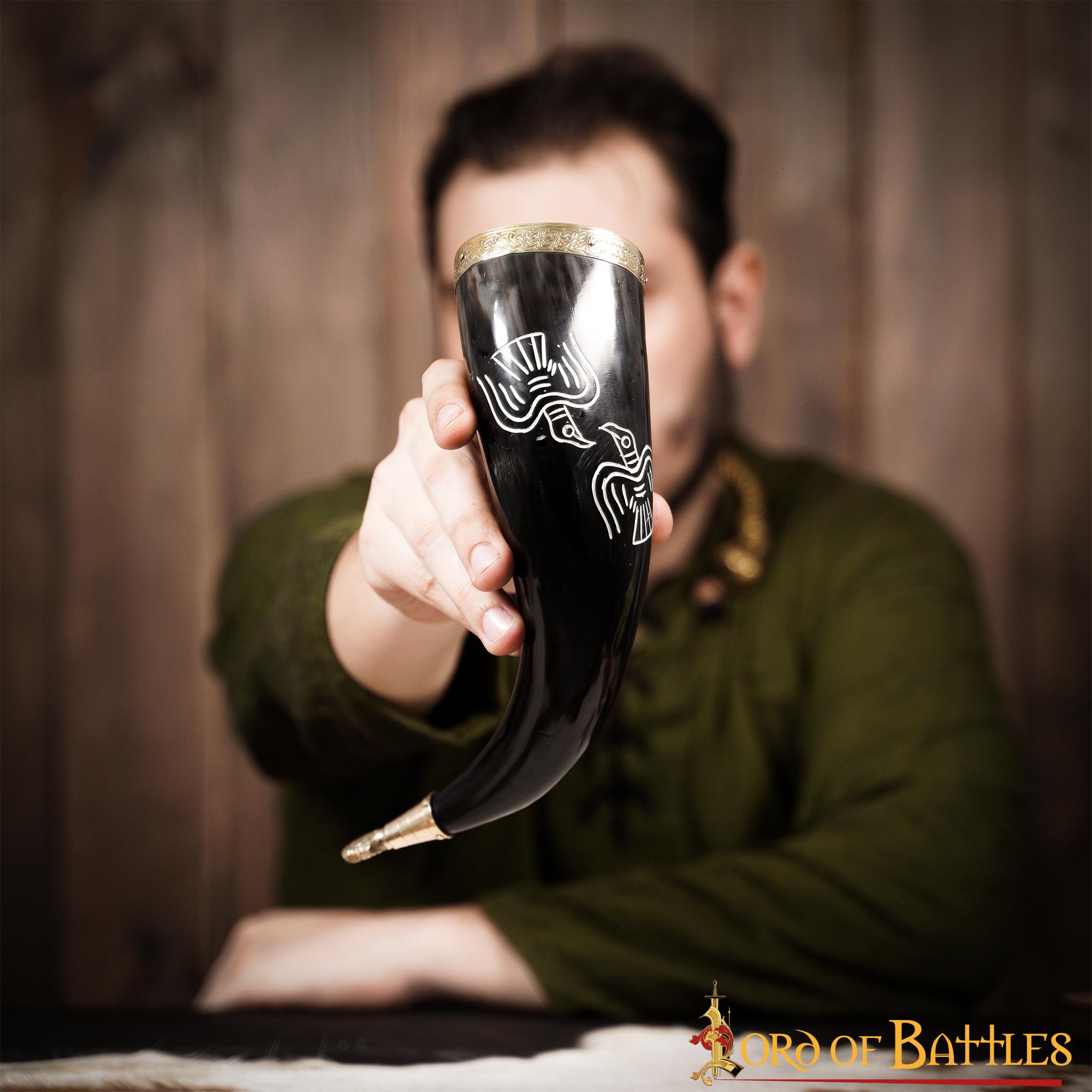 Cuerno de beber medieval Odin's Ravens 300–400 ml con herrajes de latón puro - imagen 8