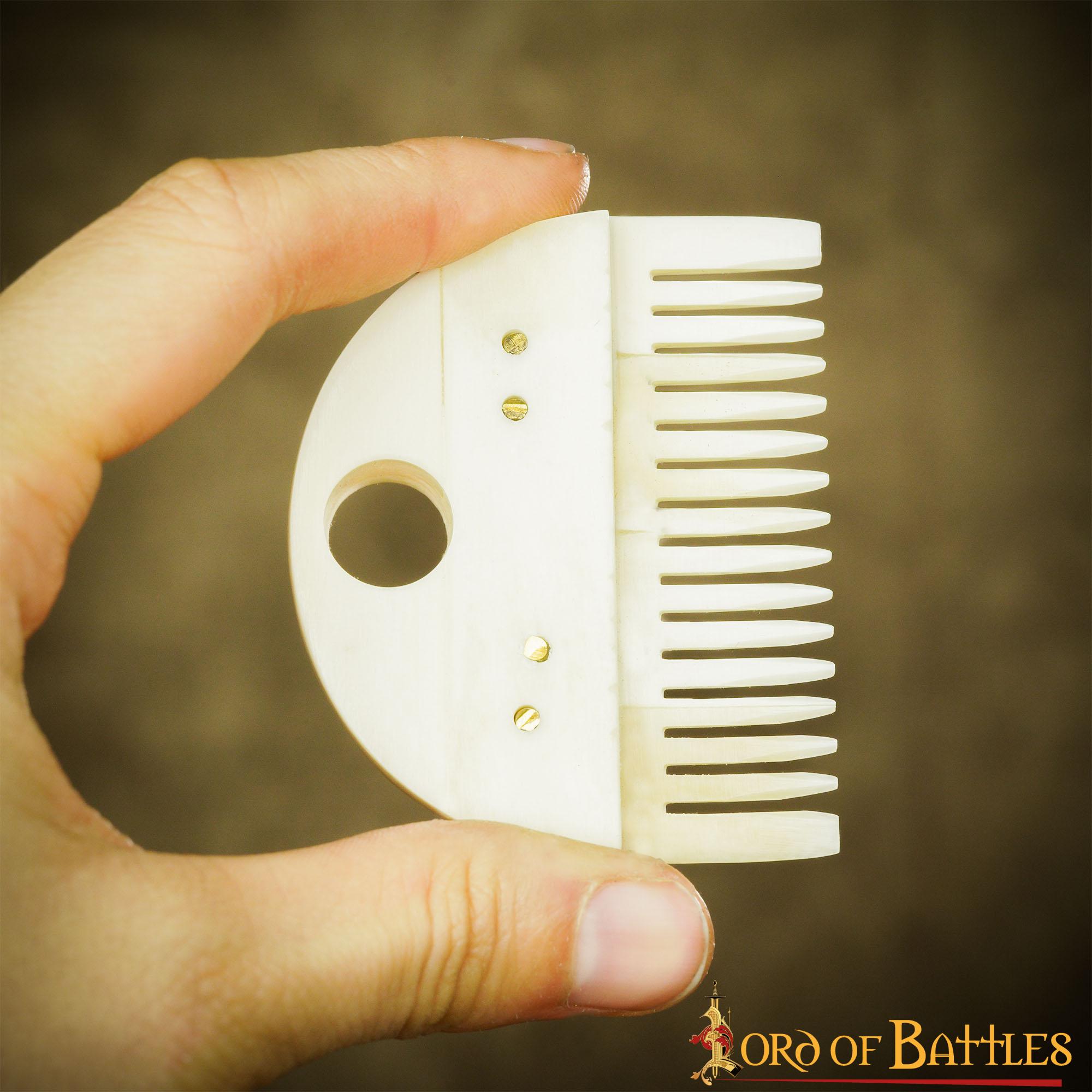 Imagen única de: Peine de barba medieval germánico en hueso - hecho a mano