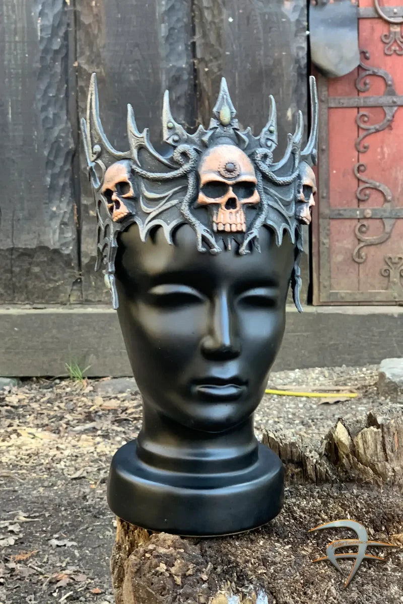 Tiara de calaveras de látex - Fantasía y LARP