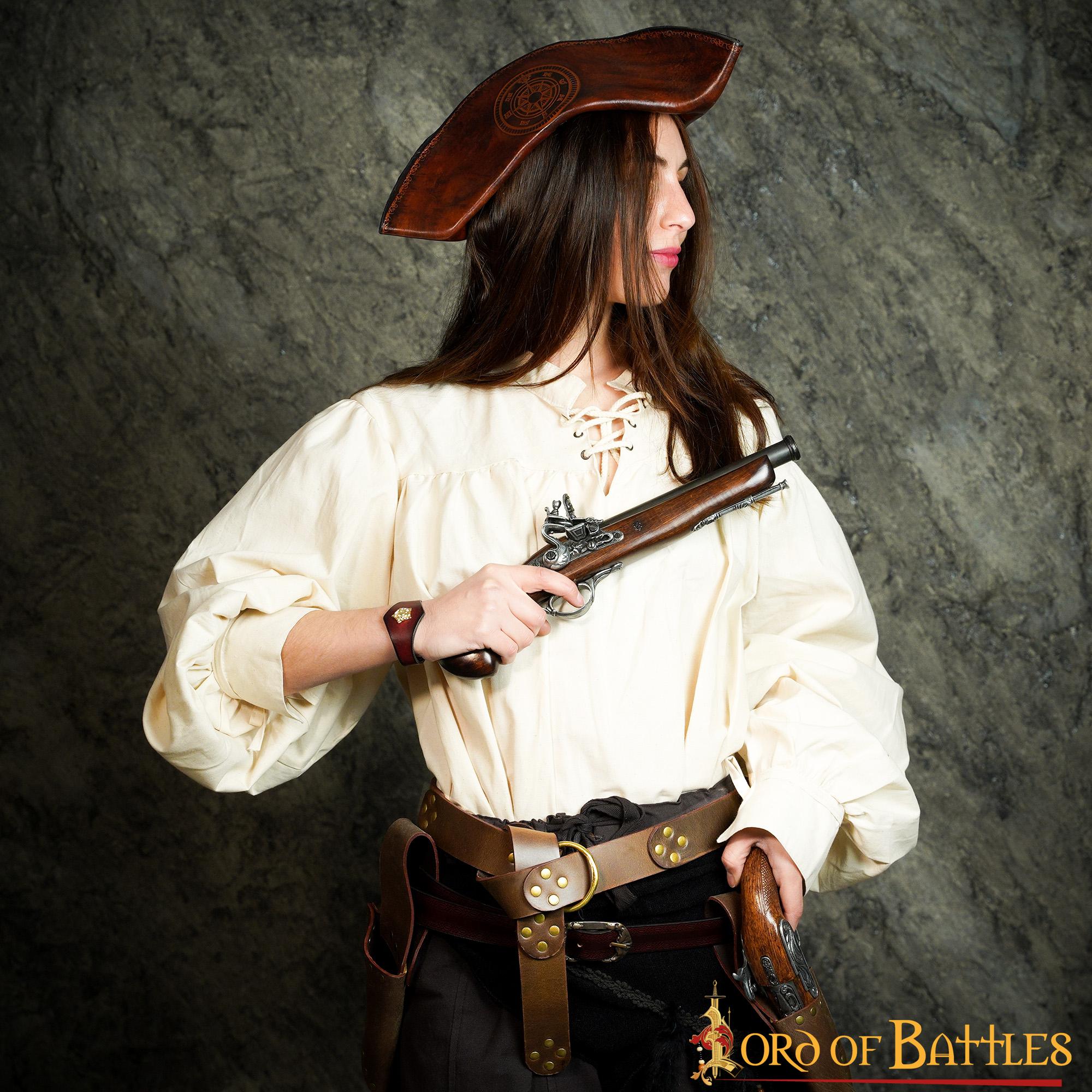 Cinturón artesanal de cuero con anilla de latón - imagen 7