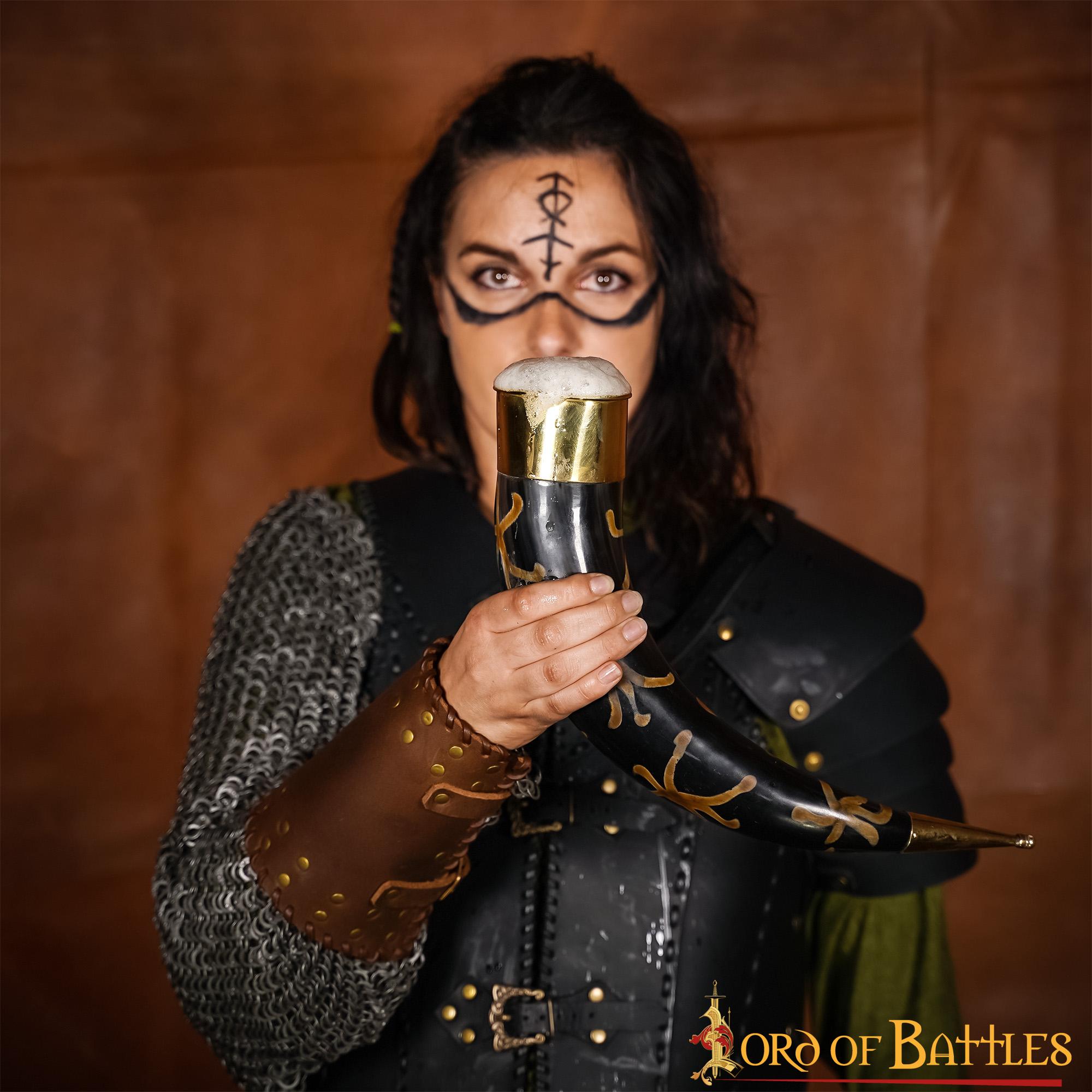 Cuerno de beber medieval 300–400 ml, cuerno bovino artesanal - imagen 6