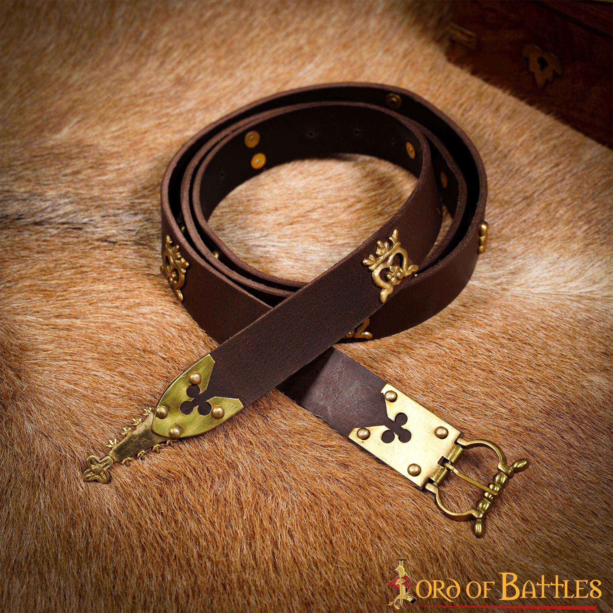 Cinturón medieval (siglos XIV–XV) de cuero con herrajes de latón - imagen 13