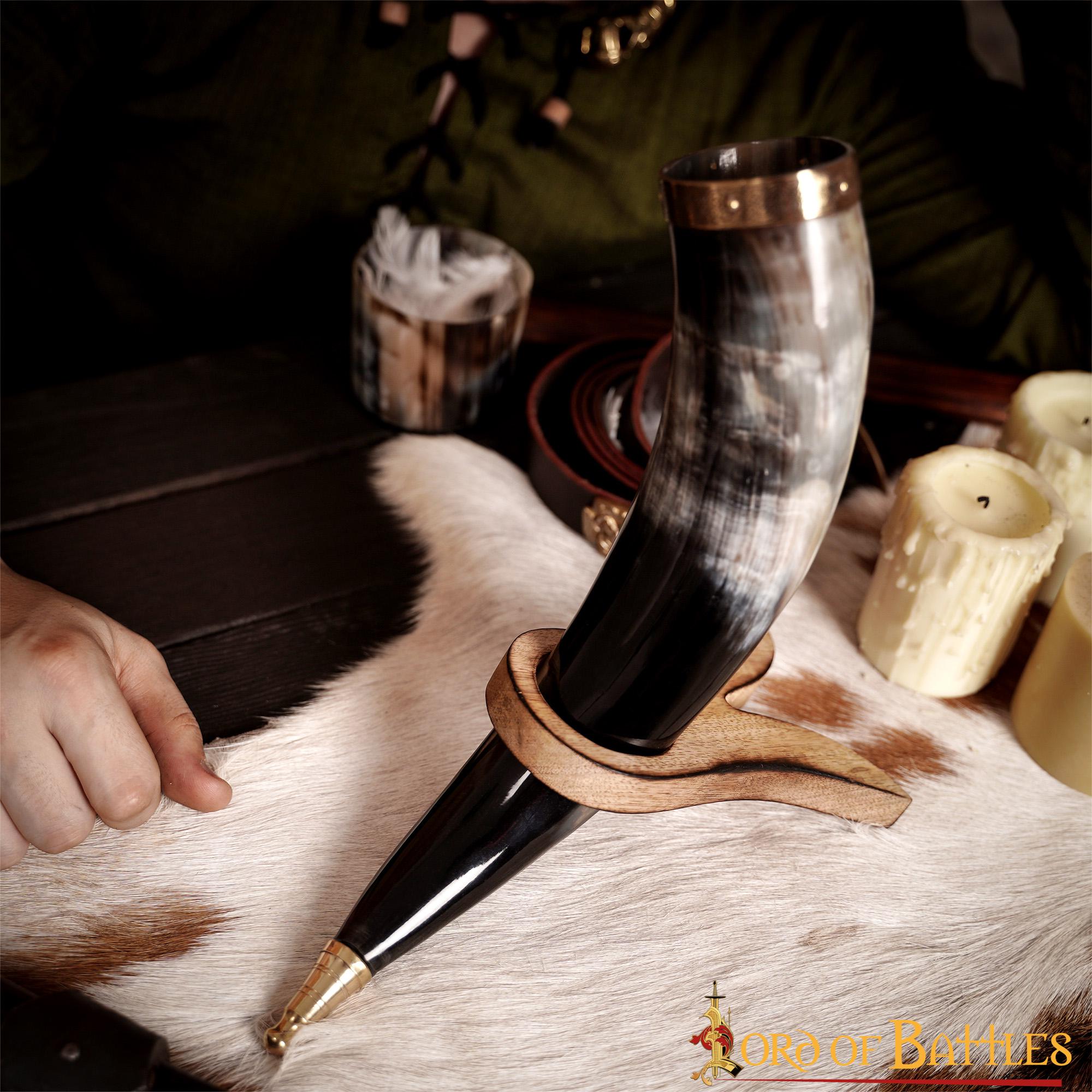 Imagen única de: Cuerno vikingo de beber 300–400 ml con remates de latón