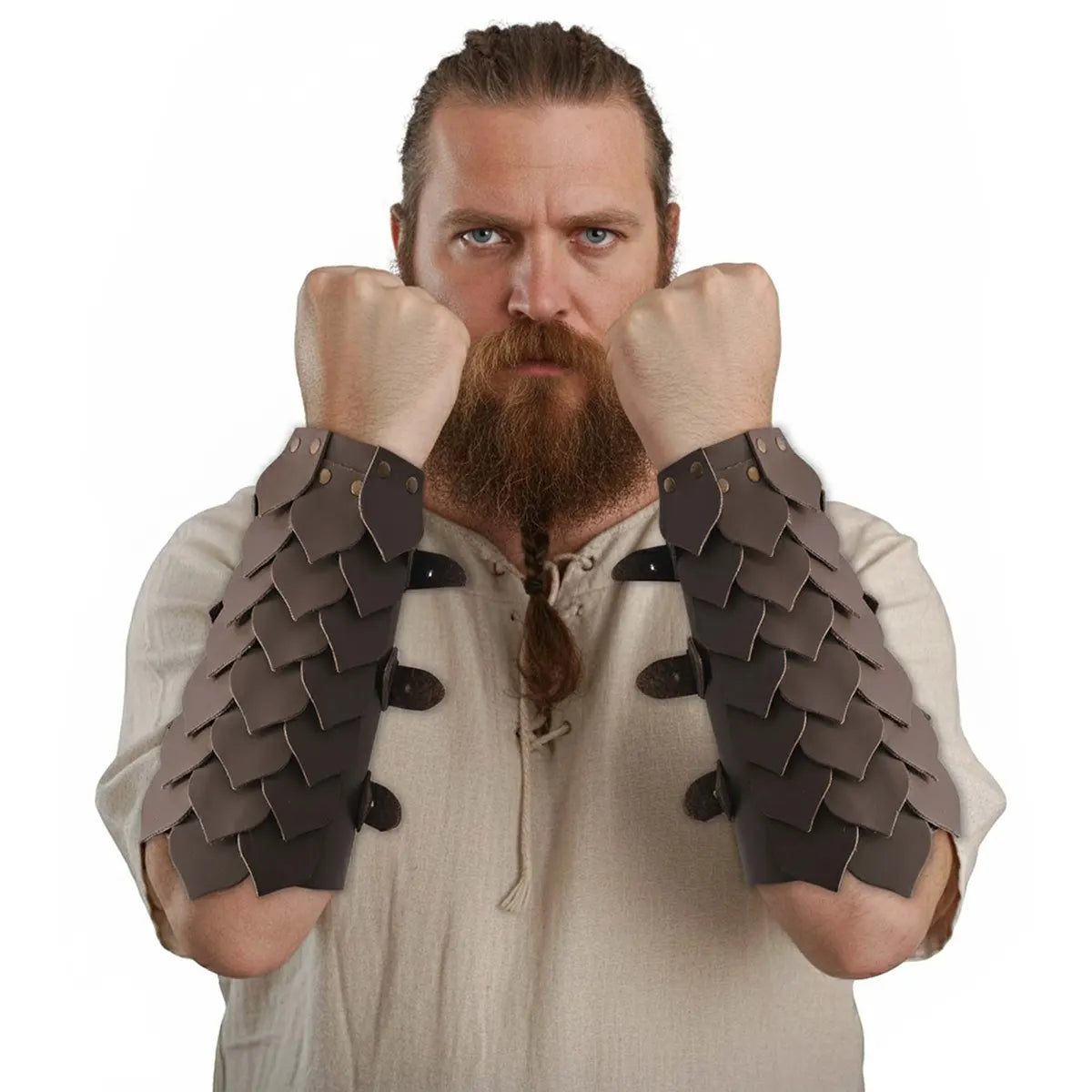 Imagen única de: Brazales de cuero con escamas estilo pangolin y hebillas de latón