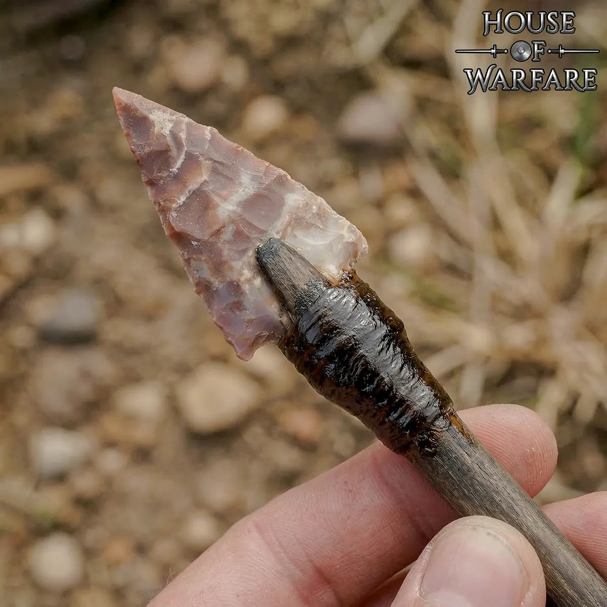 Punta de flecha de pedernal marrón con vástago, 6 cm - imagen 4