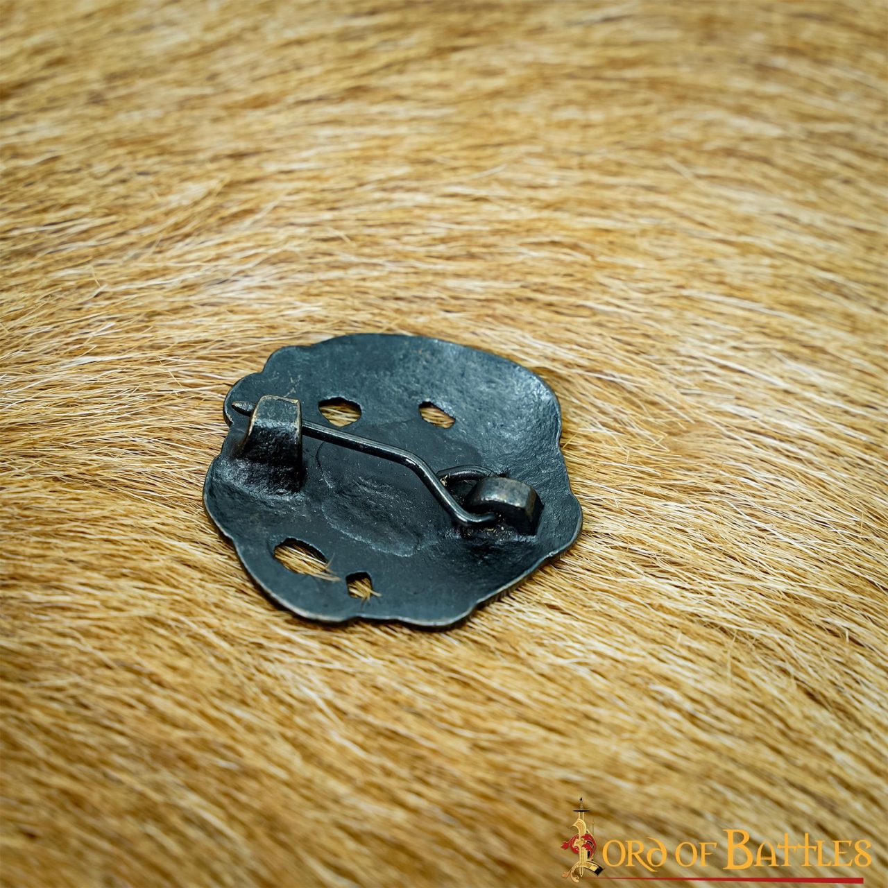 Imagen única de: Broche Vikingo de Animal Agarrado - Latón Antiguo