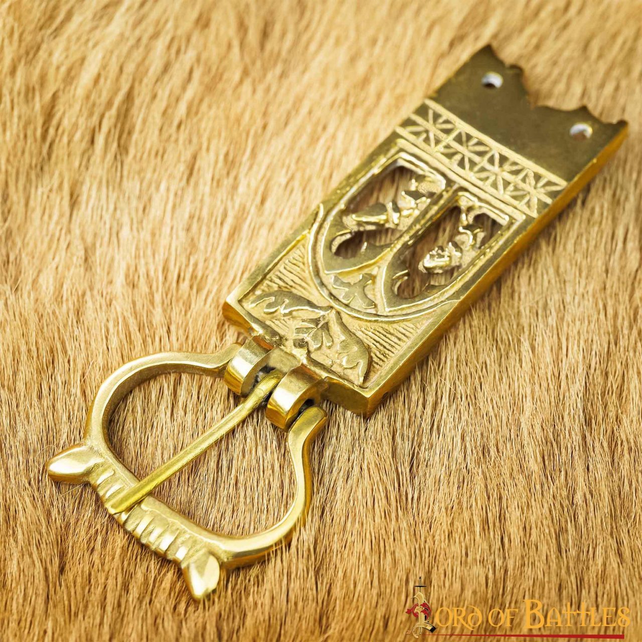 Hebilla tardomedieval en latón macizo para cinturón - imagen 14