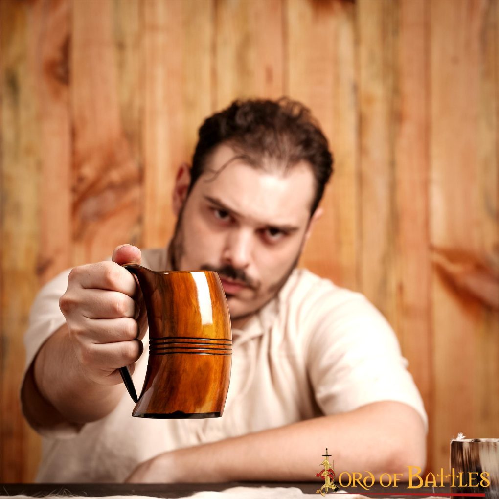 Jarra vikinga de cuerno de buey 500 ml - hecha a mano - imagen 17