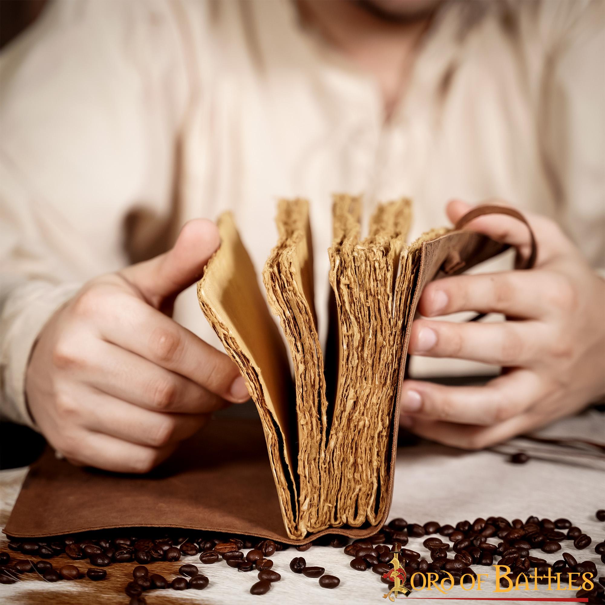 Imagen única de: Diario Medieval Diario Vintage de Cuero Hecho a Mano
