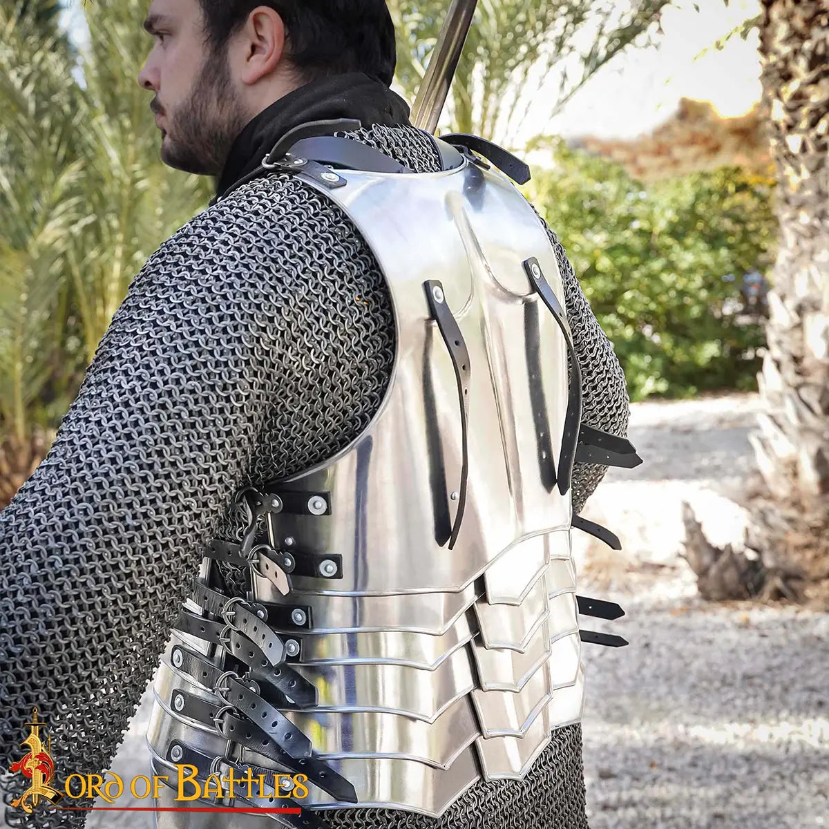 Coraza articulada 'The Vanguard' — acero y cuero (Talla L)