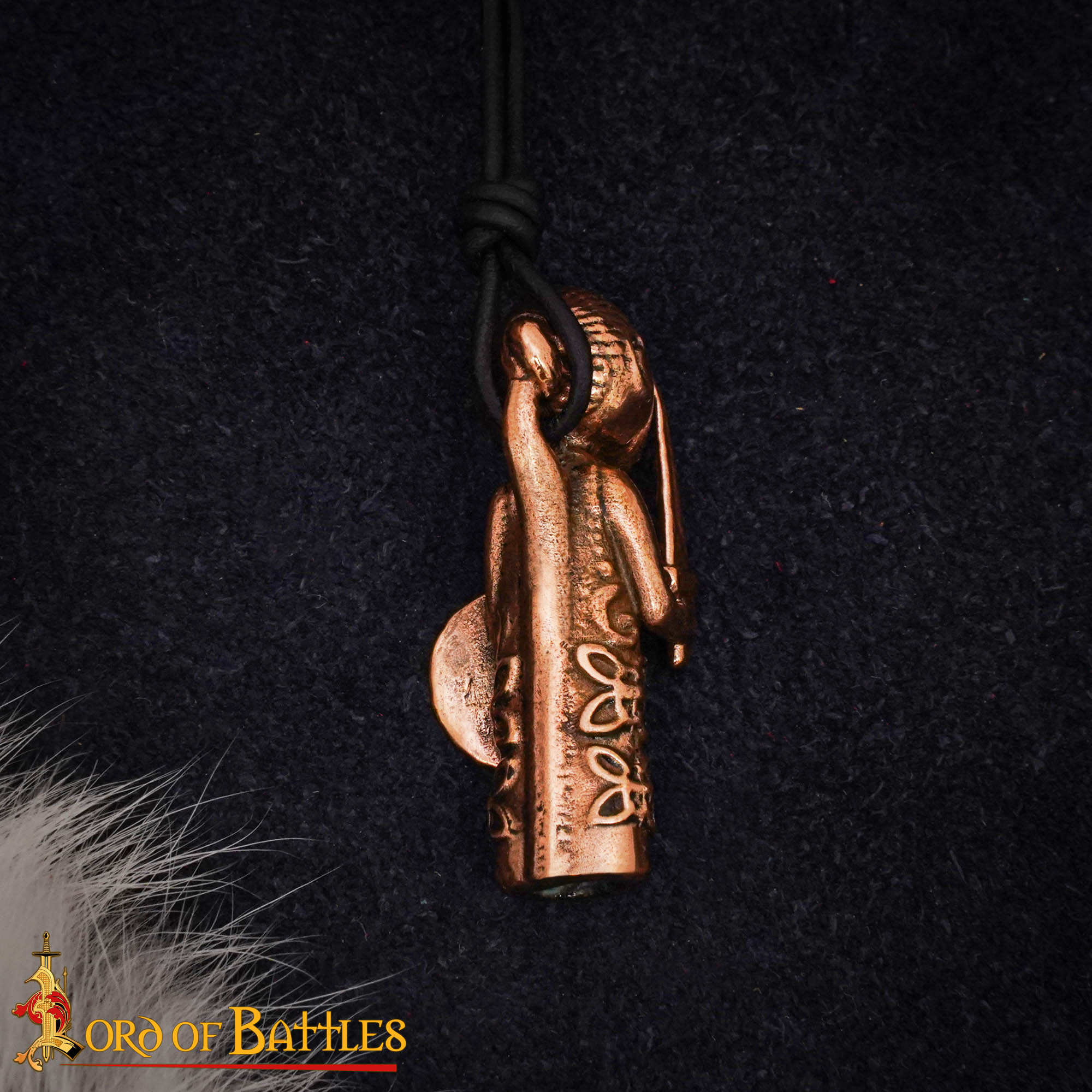 Colgante Valquiria vikingo en bronce — fundición a cera perdida, cordón de cuero ajustable - imagen 16