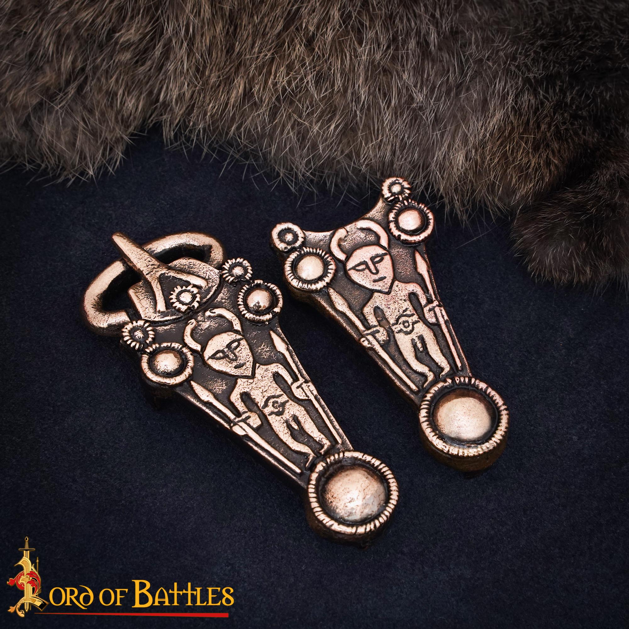 Set de herrajes de cinturón medieval en bronce (1,7–2,5 cm) - Envejecido