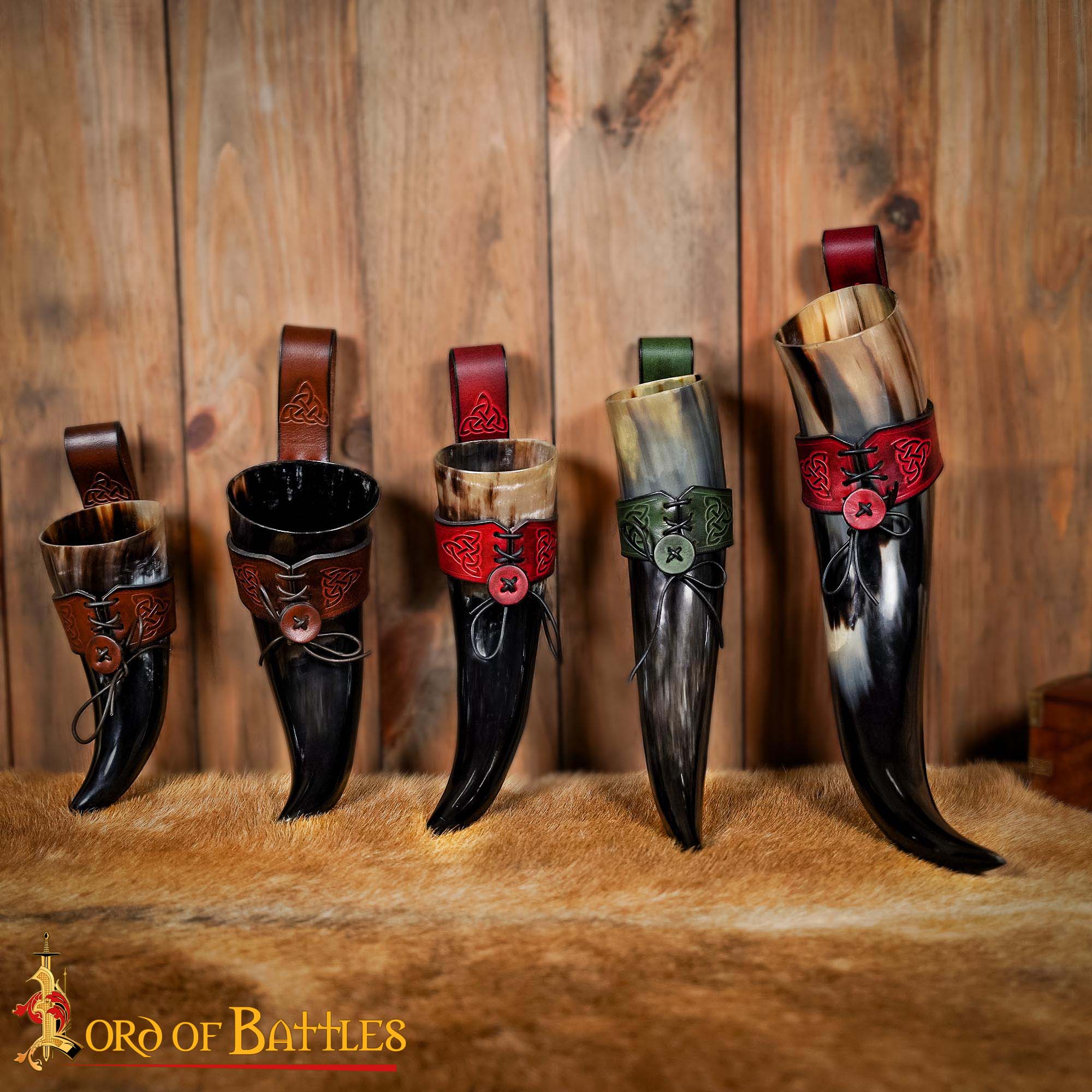 Cuerno de beber vikingo con funda de cuero y porta cinturón con nudo celta - imagen 53