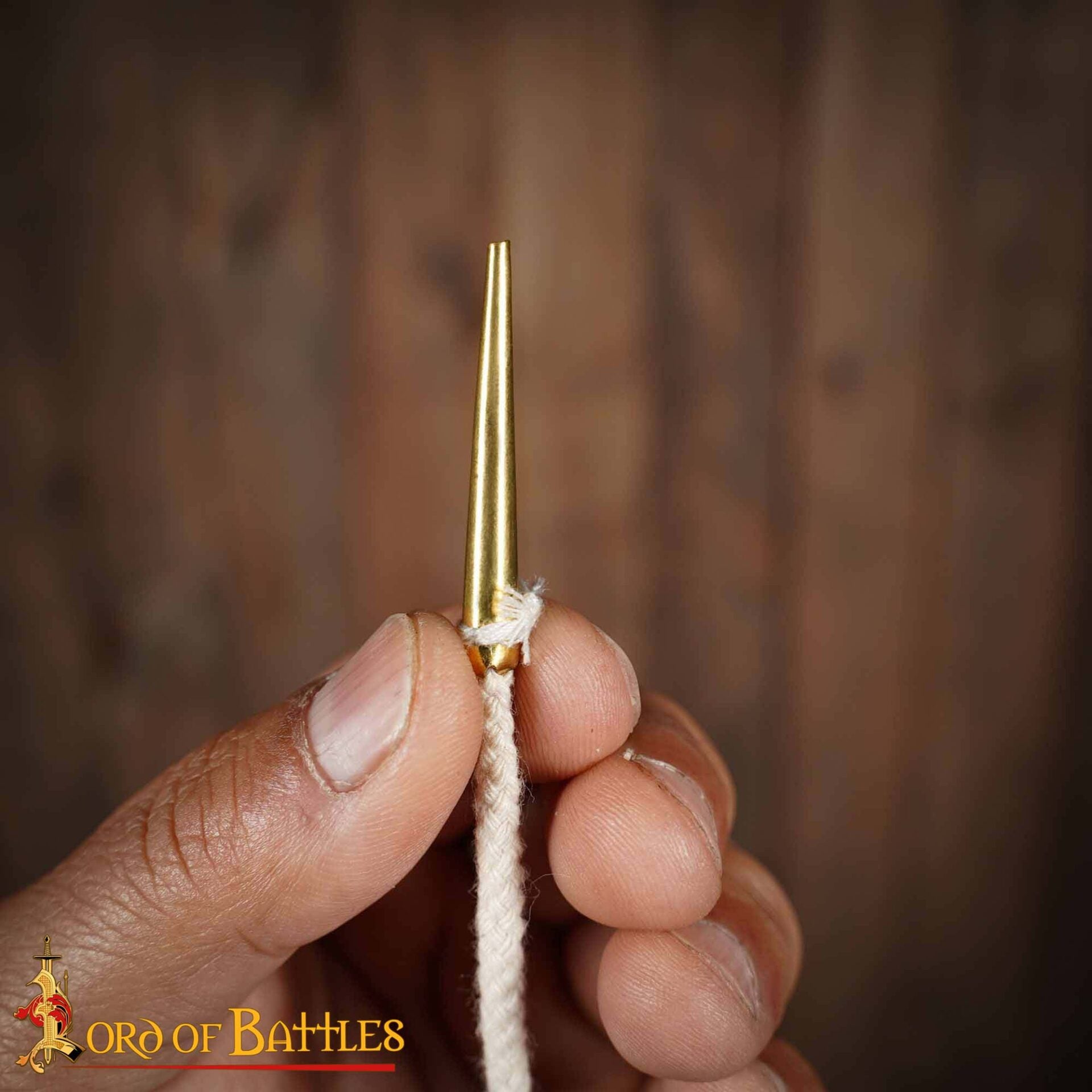 Imagen única de: Cordones Medievales Largos de Algodón con Remates de Latón - Juego de 5 para Túnicas, Botas y Prendas de Vestir