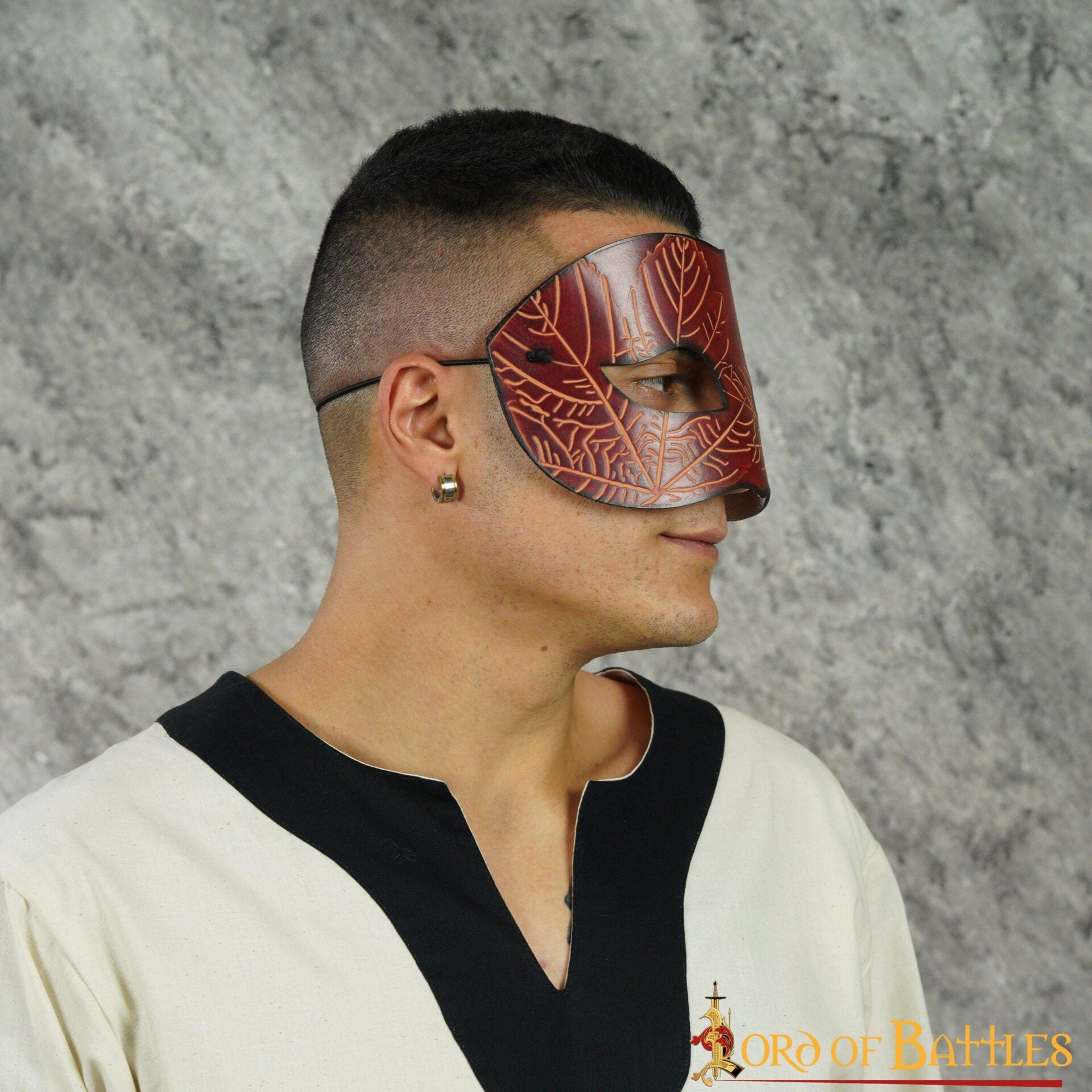 Máscara de ojos de cuero con hojas de arce en relieve - imagen 12