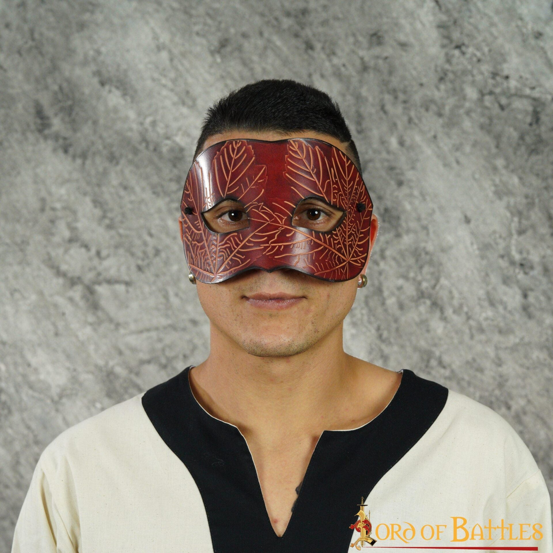 Máscara de ojos de cuero con hojas de arce en relieve - imagen 8